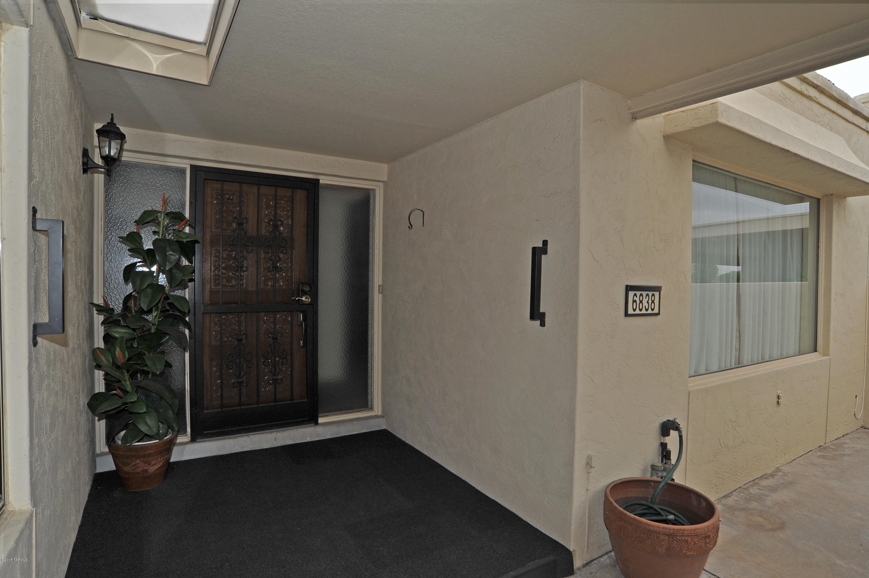 Absolutely gorgeous! FURNISHED townhome in El Dorado Hills! At 1758 sq feet, this is one of the largest townhomes in the community. Fantastic, large master bedrm suite; 2nd bedrm is also substantial. Kitchen is spacious w/ one year NEW SS frig, SS gas range, & SS microwave; & tons of cabinets & counter space! Lovely living rm, which boasts exceptional Catalina Mountain views thru large picture window (triple-paned!),is open to a large dining rm & there is also a wonderful family rm/den w/ a huge closet. Enjoy coffee on either the front or back patio. New AC/Heater in 2012; new items within the last year include: roof coated (w/ 3yr warranty), hot water heater, 200 amp electric srvc panel, kitchen appliances & irrigation system. ALL appliances, inc w/d. Close to shopping, dining, golf!