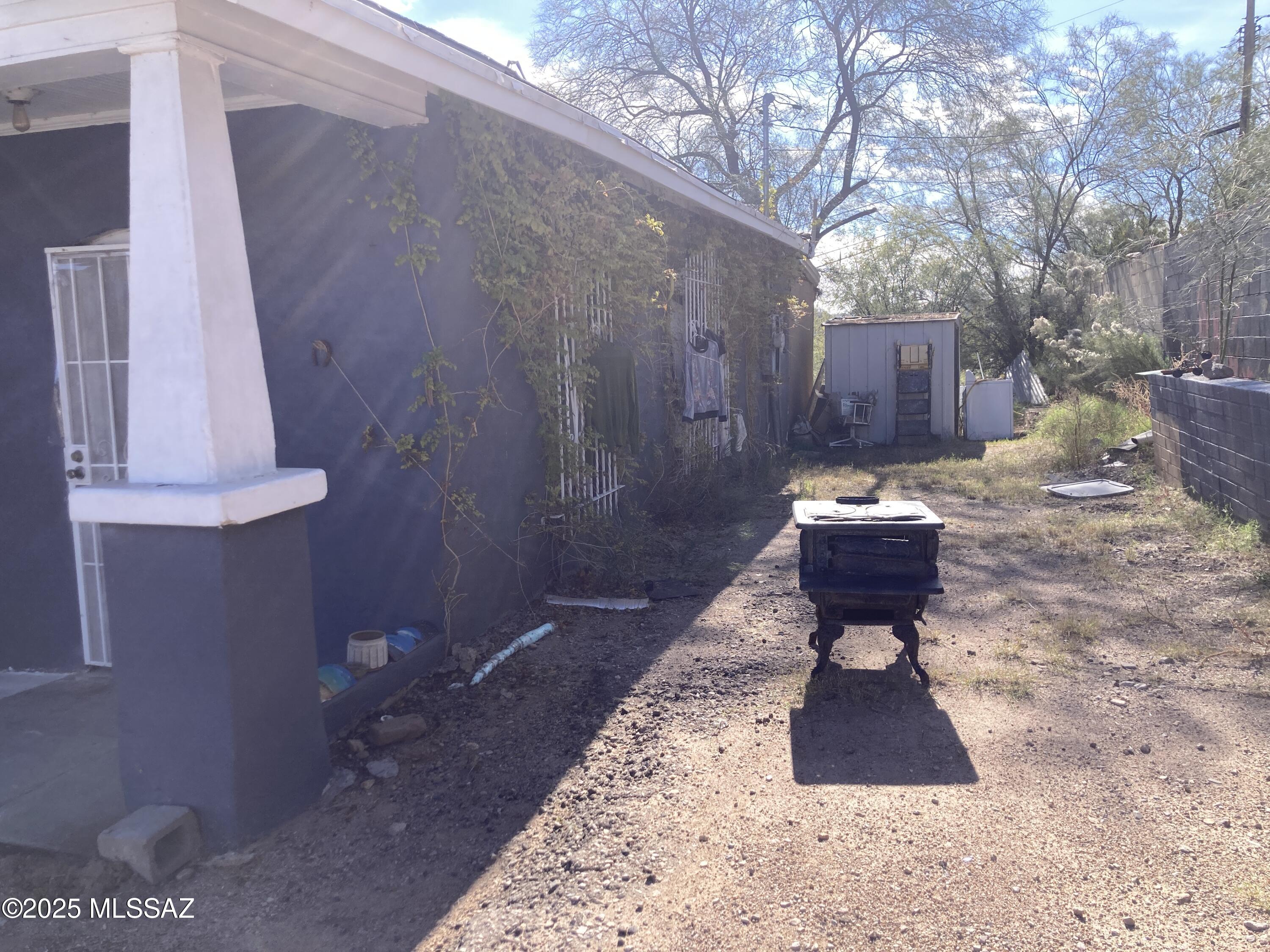 Unsubdivided - Residential