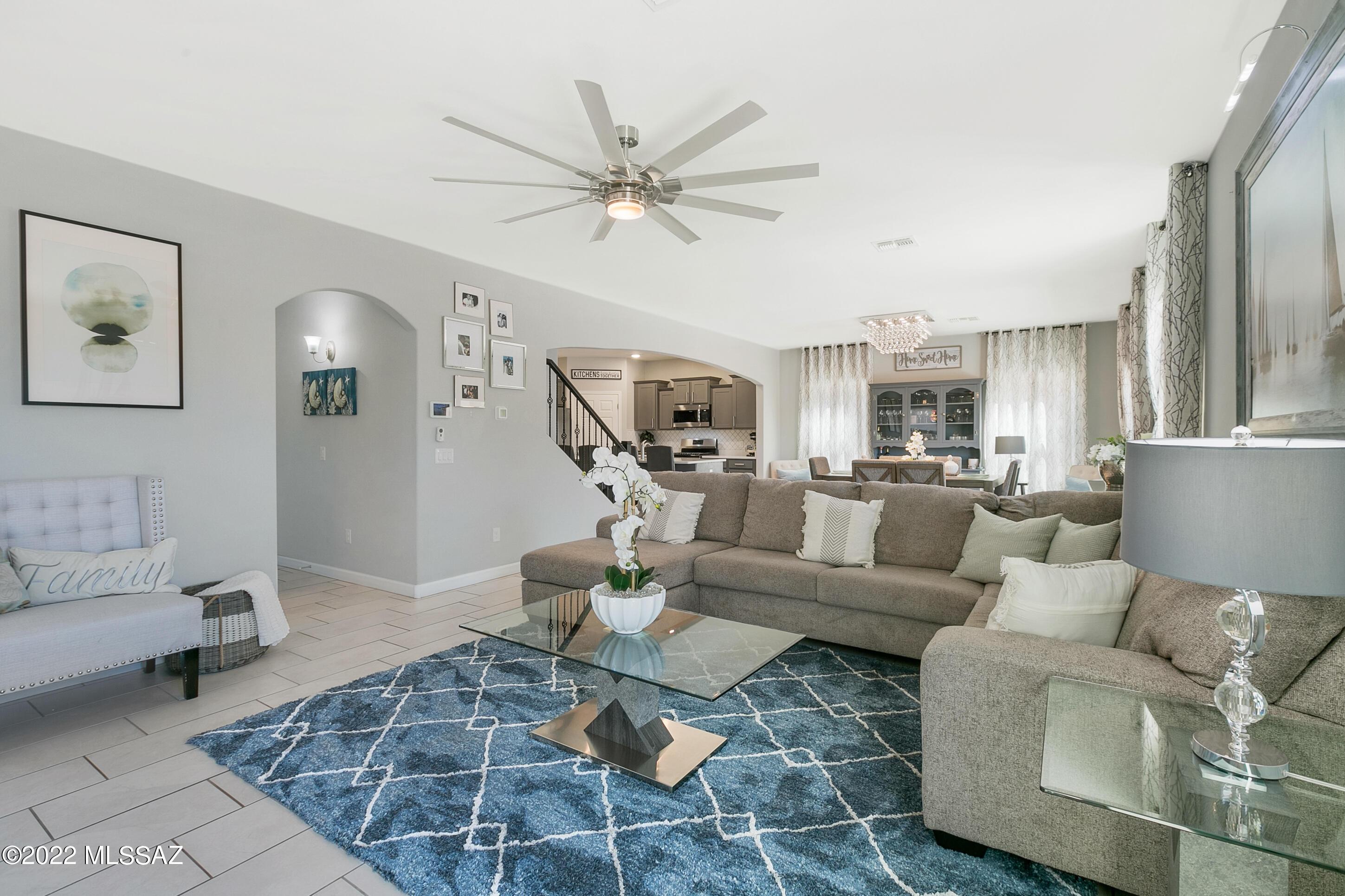 Vista Del Lago Norte SQ20140780198 - Residential