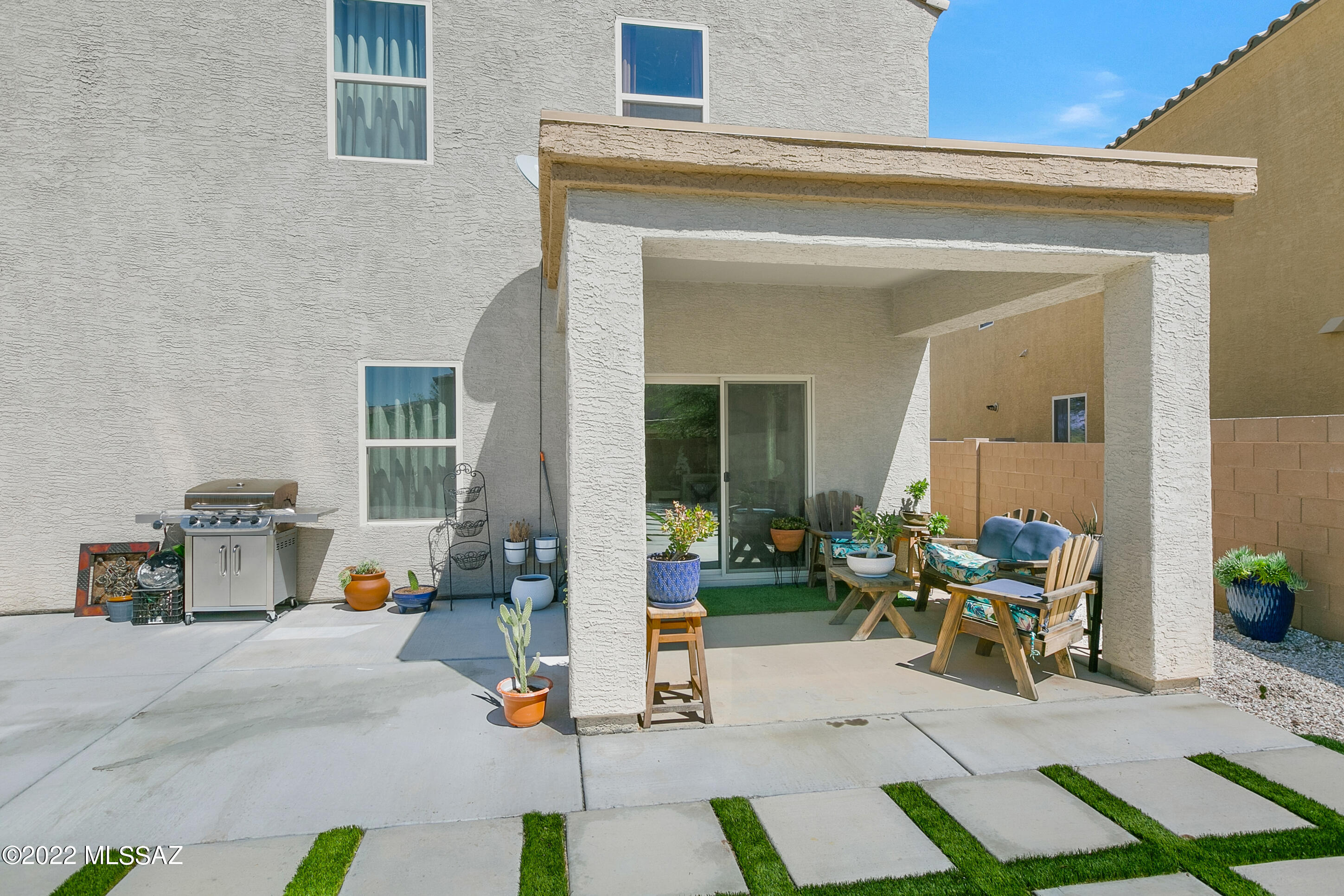 Vista Del Lago Norte SQ20140780198 - Residential
