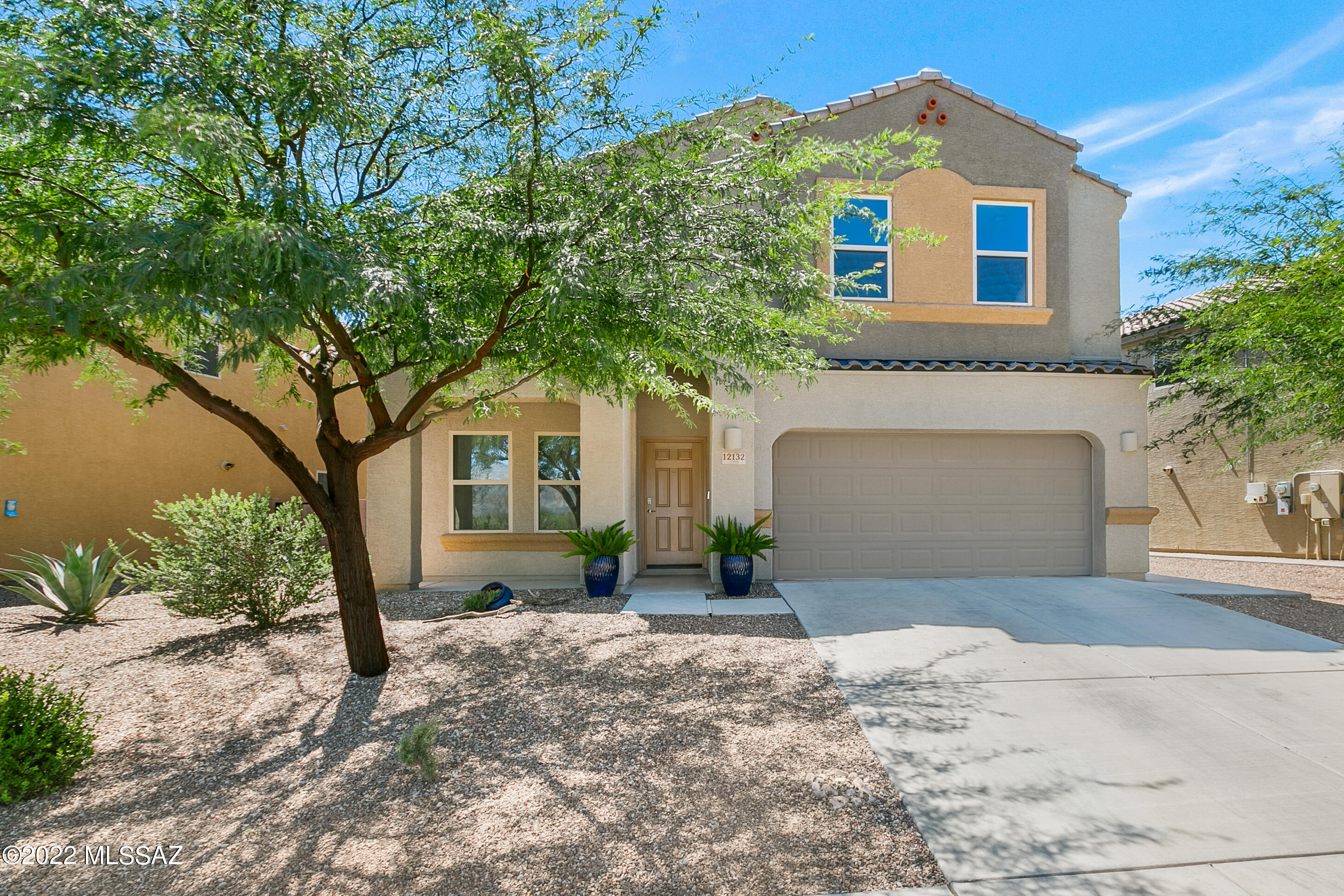 Vista Del Lago Norte SQ20140780198 - Residential