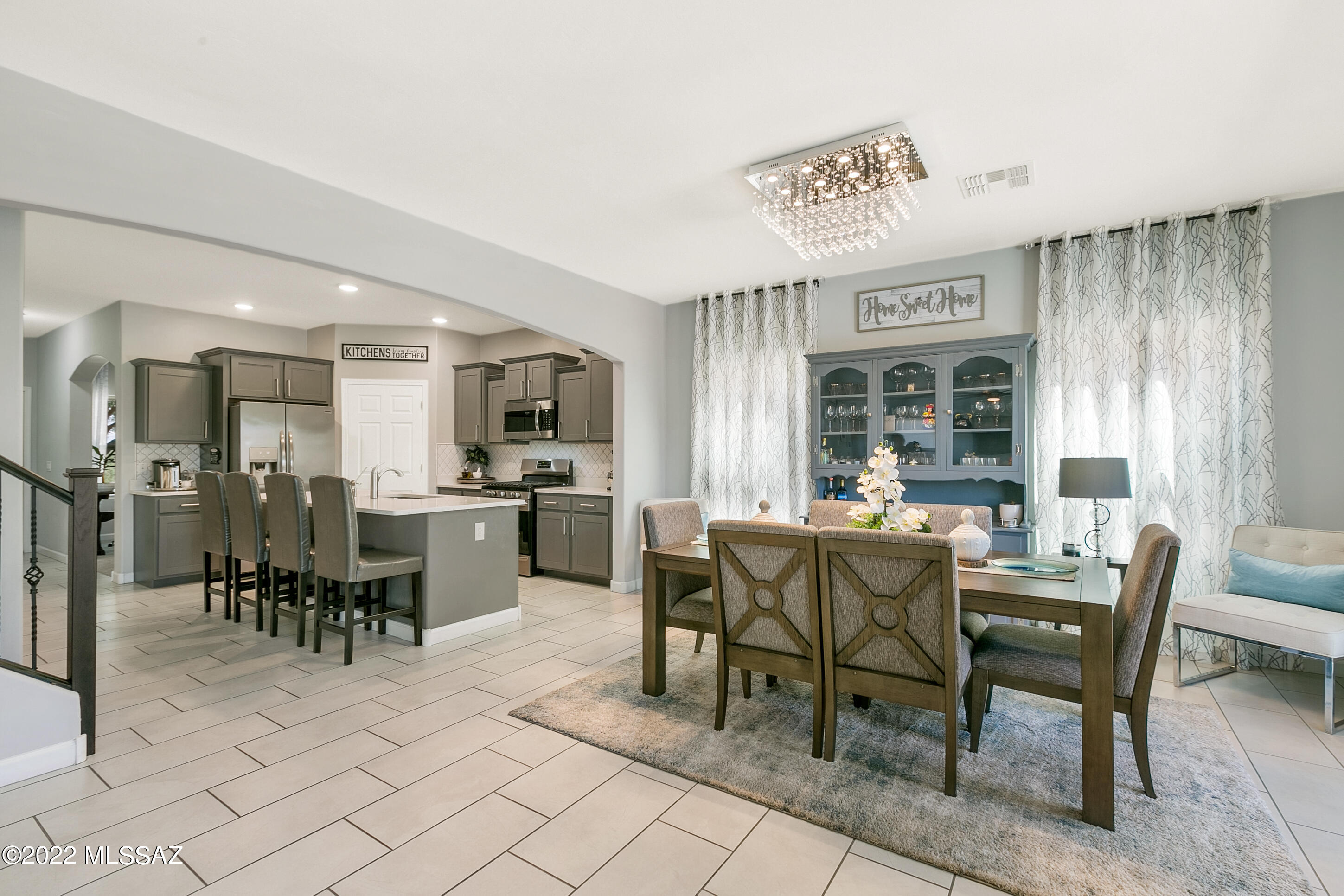 Vista Del Lago Norte SQ20140780198 - Residential