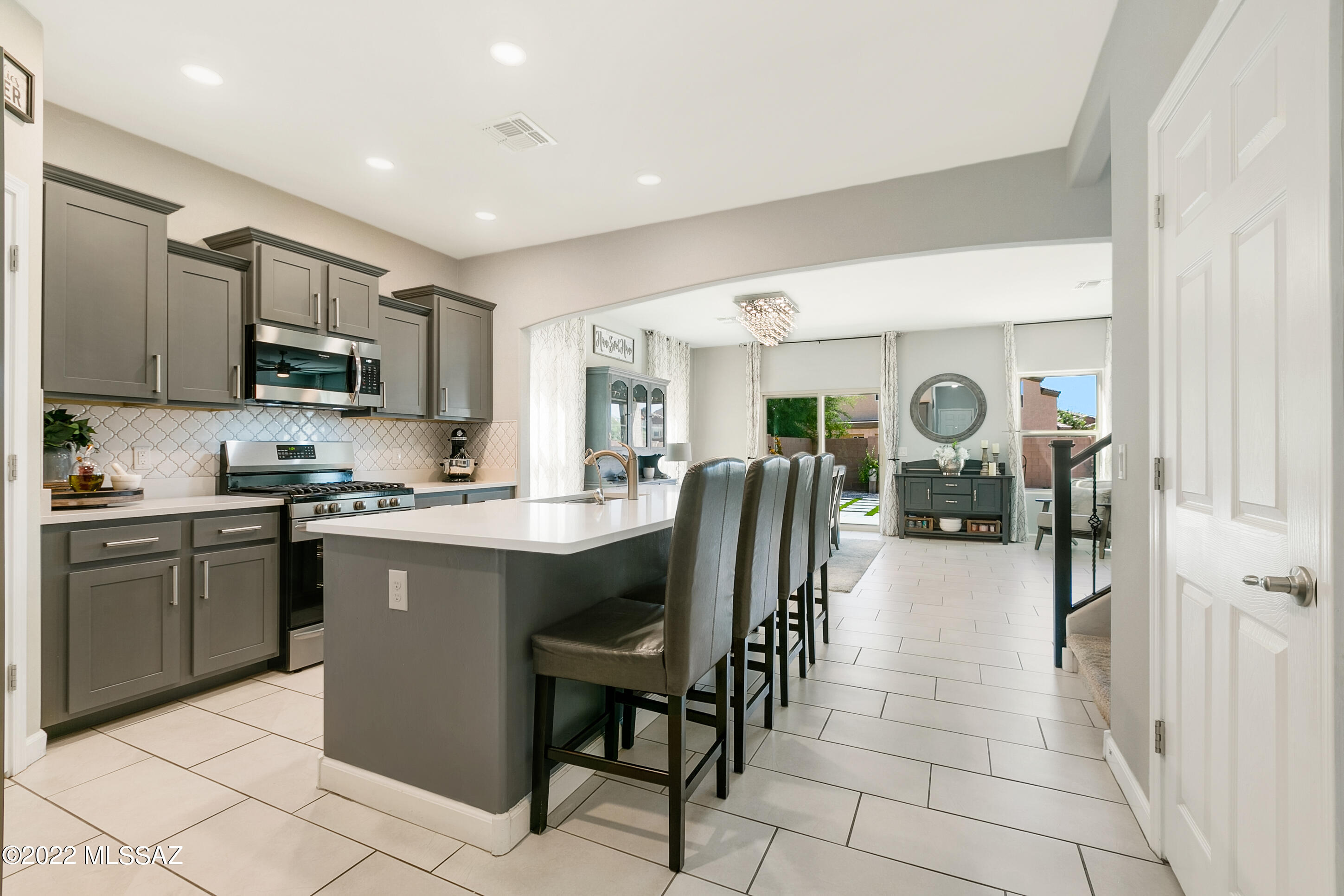 Vista Del Lago Norte SQ20140780198 - Residential