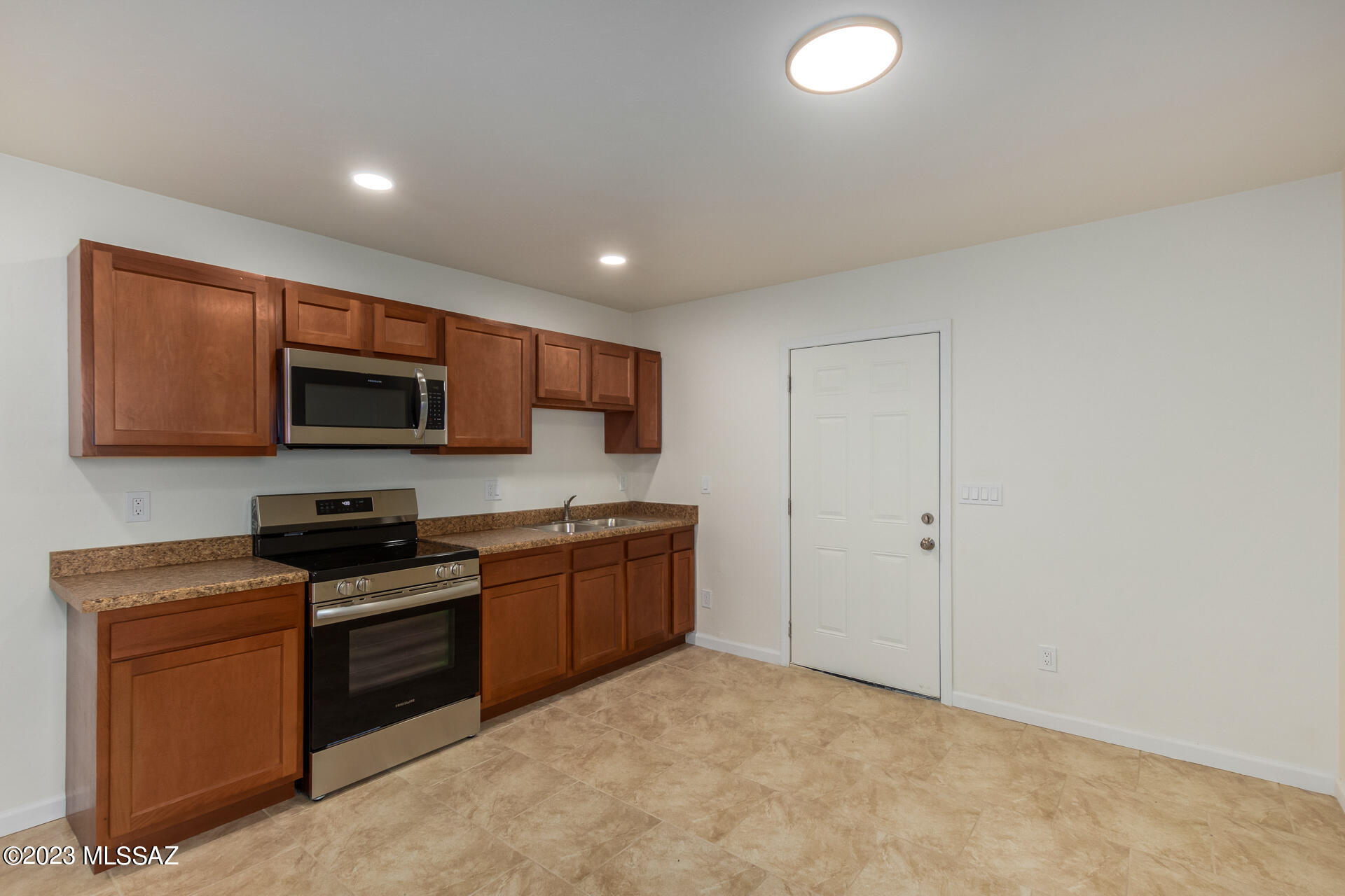 Encanto Park - Residential