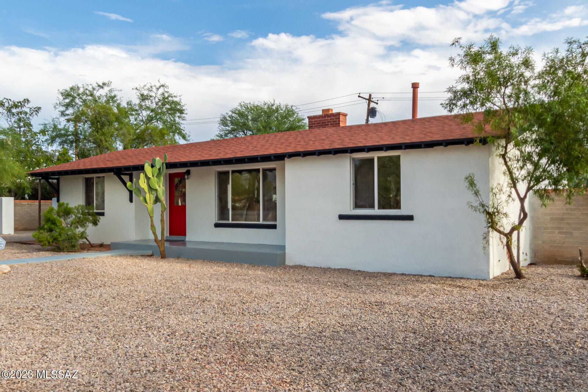 Discover this amazing property with a fully renovated main house and a fully remodeled guest house. The main house features a sleek modern design with brand-new stainless-steel appliances, elegant quartz countertops, and eye-catching two-tone cabinets in the kitchen. Enjoy cozy evenings by the decorative tile fireplace in the great room.
The bathrooms feature new vanities and decorative tile flooring, adding to the contemporary charm. Both the interior and exterior have been freshly painted to create a clean and inviting atmosphere.
Step outside to a spacious backyard with artificial turf, providing a low-maintenance and green oasis. The guest house has been completely renovated as well, featuring new appliances, countertops, and tile flooring. A new water heater ensures comfort, and washer-dryer hookups add convenience to this remarkable property.
This is a must-see home for those seeking modern elegance with a guest house for additional versatility.

Agent owner.