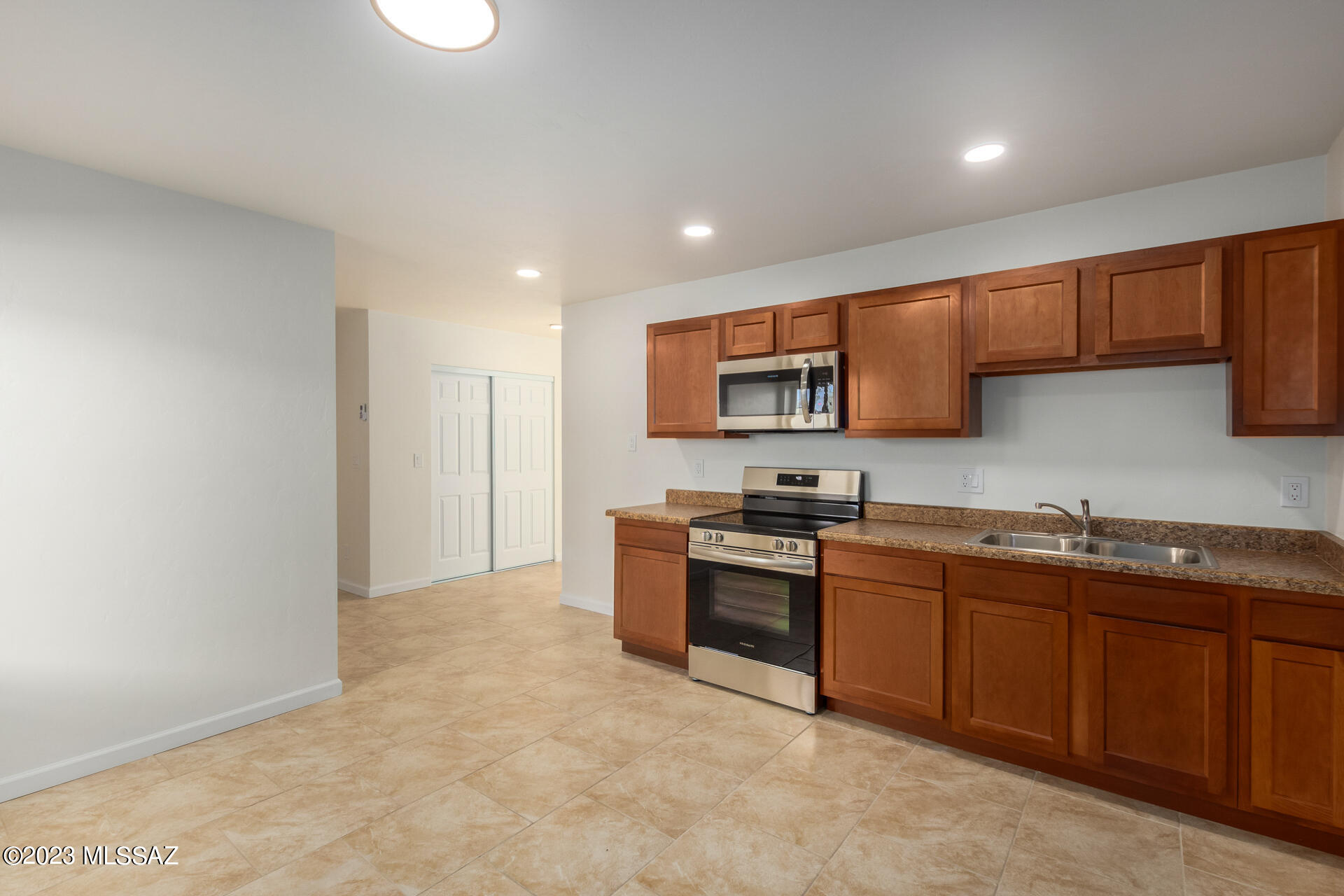 Encanto Park - Residential