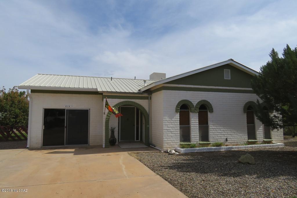 Clean and Bright, freshly renovated home in Sunsites. Large master bedroom. Bonus room- Large Den. Covered back porch. Large shade trees. Chain link fenced back yard with double gates. Concrete pad in back yard for RV or Shed/shop. Metal roof. Quiet street. Move in ready. Tons of updates! Pex water lines. roof 3 yrs old. furnace 3 years old. Evap Cooler 1 season old. New counters, flooring, light fixtures. Updated electrical and bathroom. New gutters. Home warranty included. A must see! Seller/Agent is a licensed Realtor in Arizona.