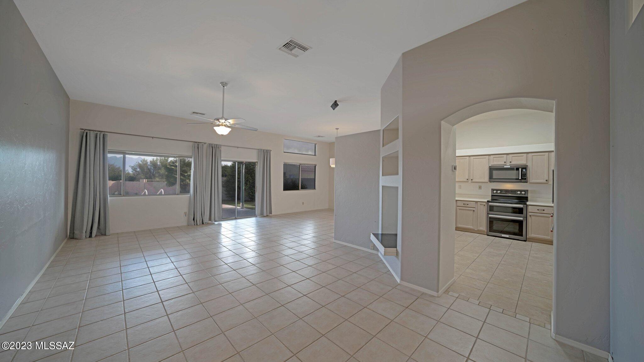 Colonia De Los Alamos - Desert Creek - Residential