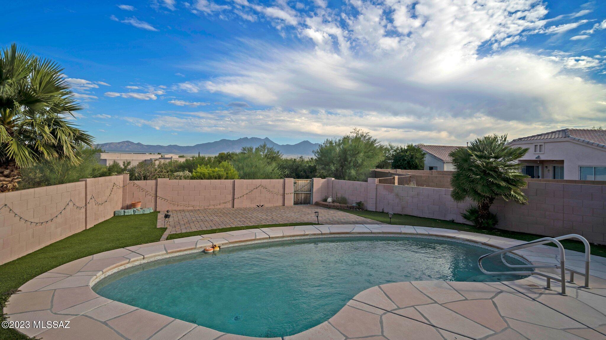 Colonia De Los Alamos - Desert Creek - Residential