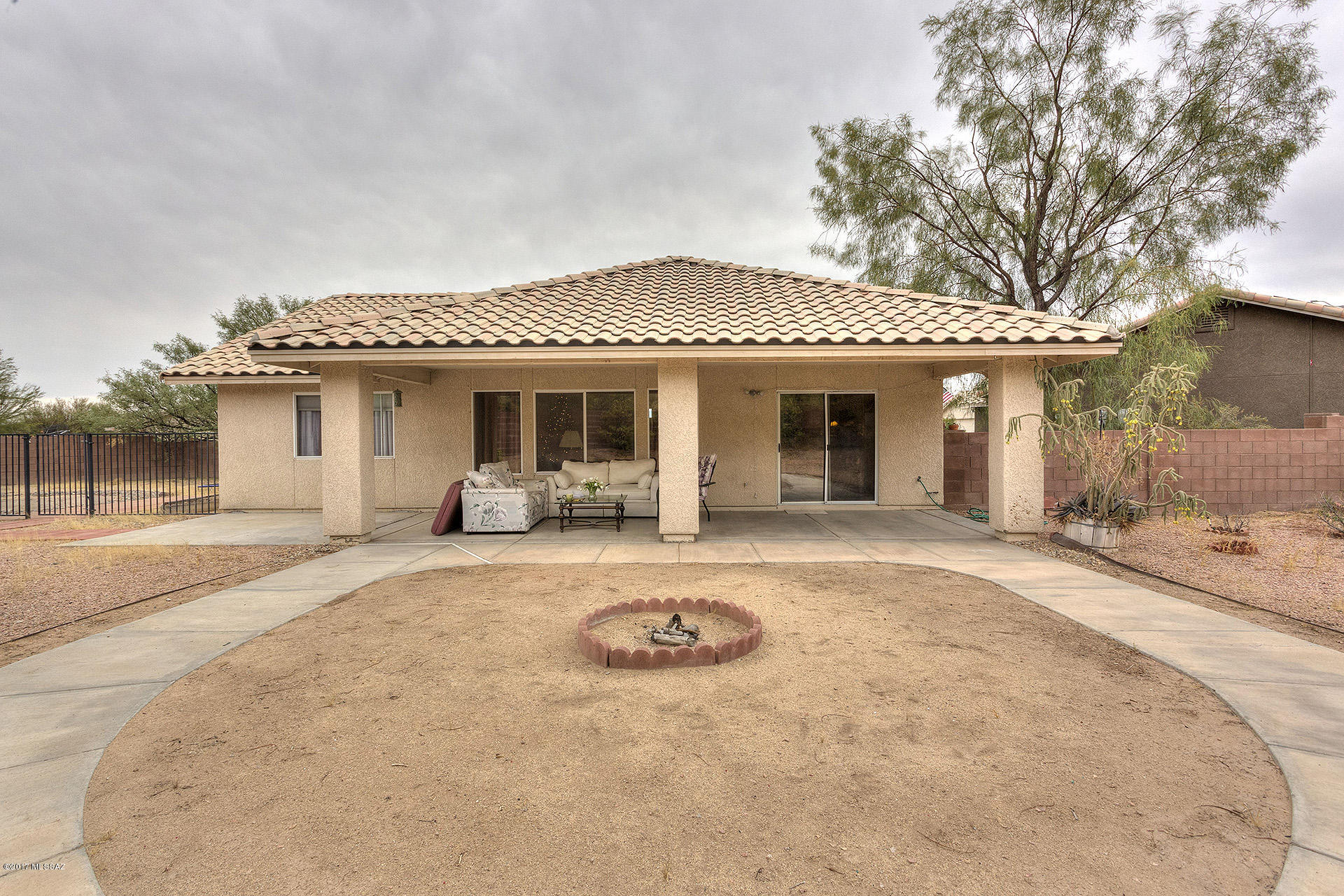 Colonias La Canada (83-219) - Residential