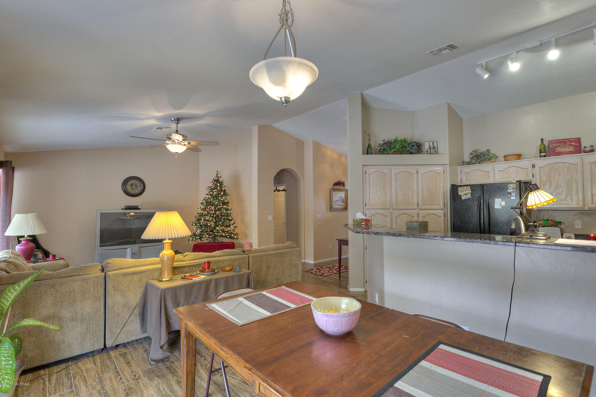 Colonias La Canada (83-219) - Residential