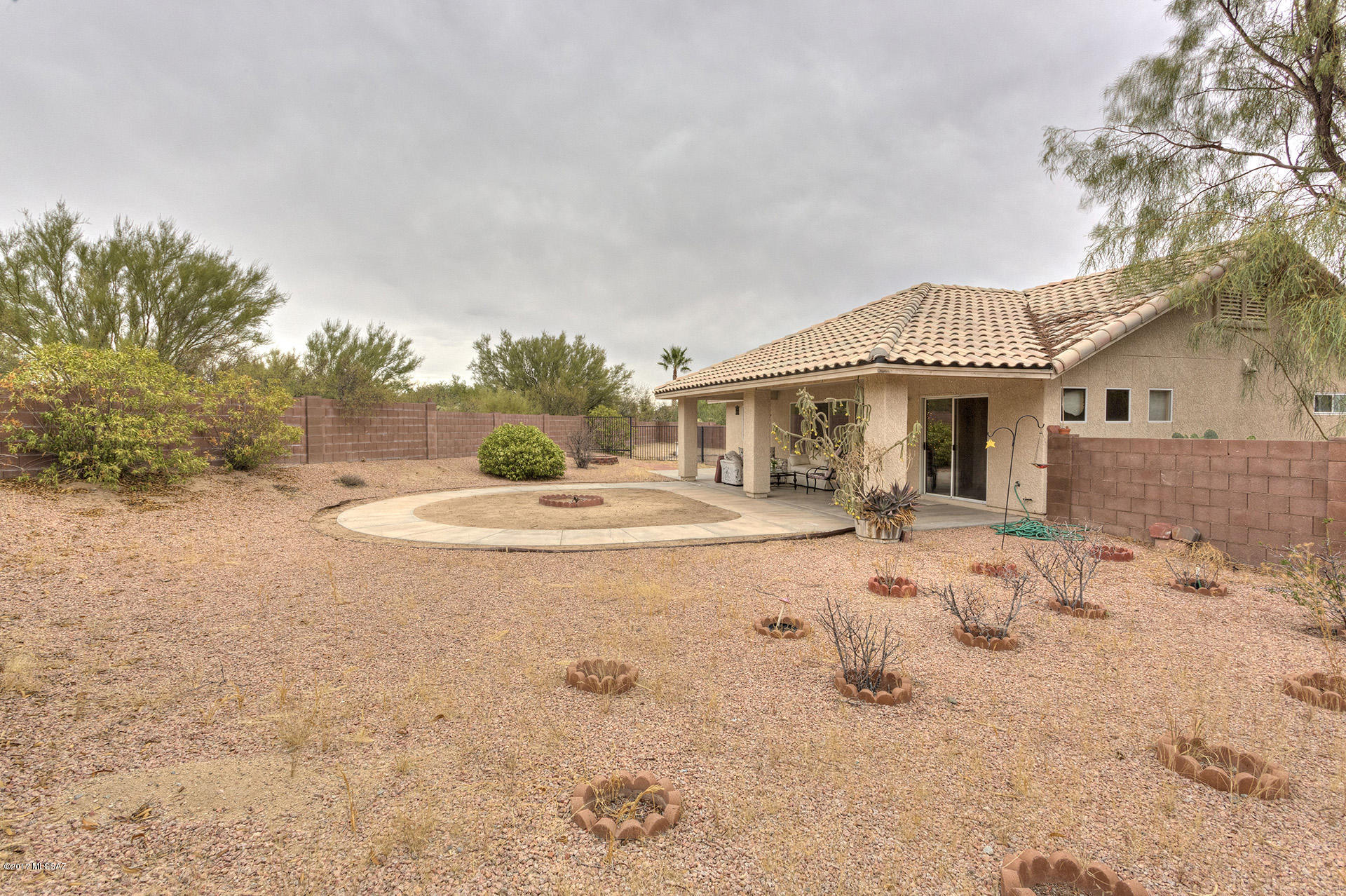 Colonias La Canada (83-219) - Residential