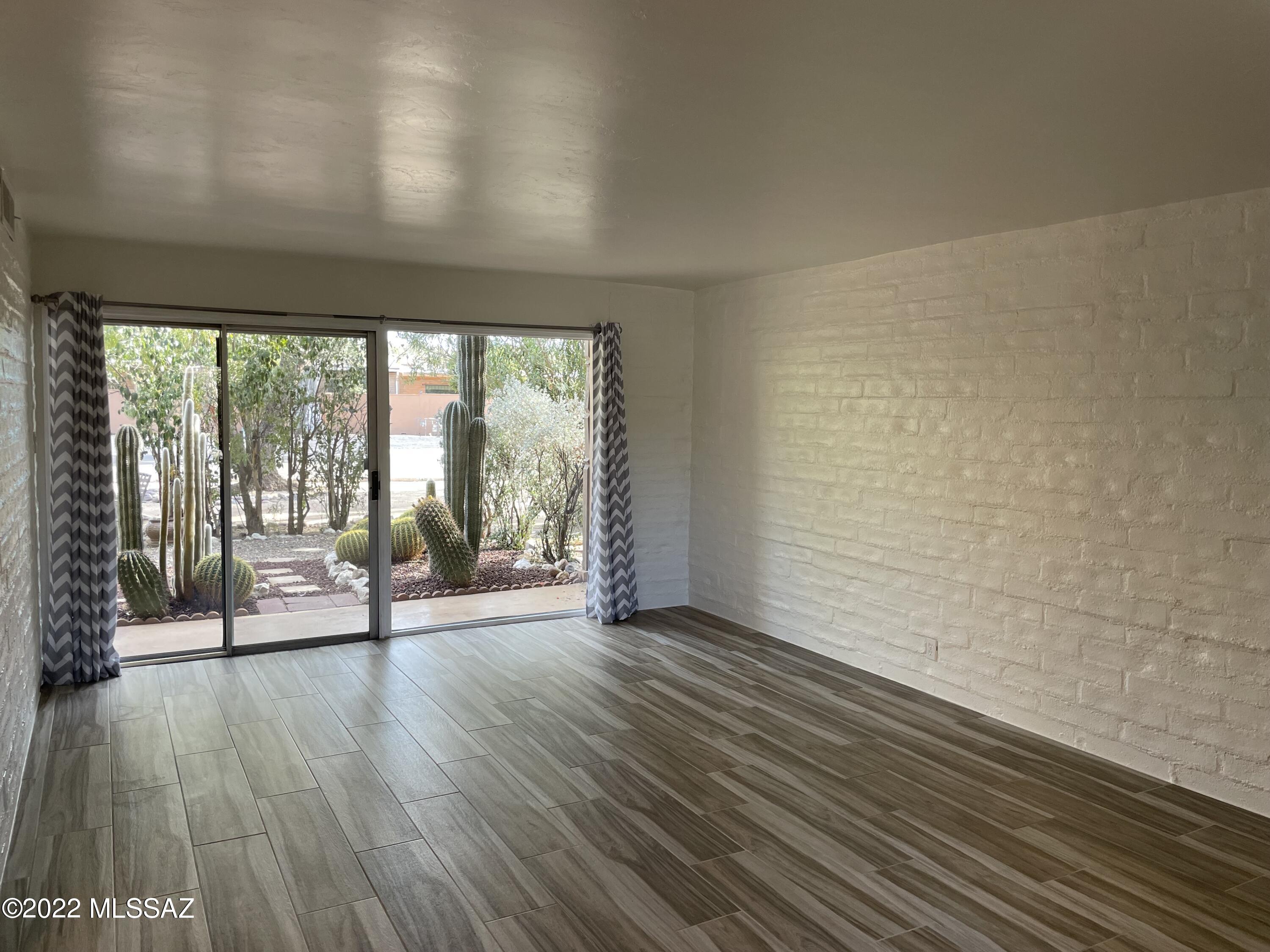 Cancha Del Golf - Residential Lease
