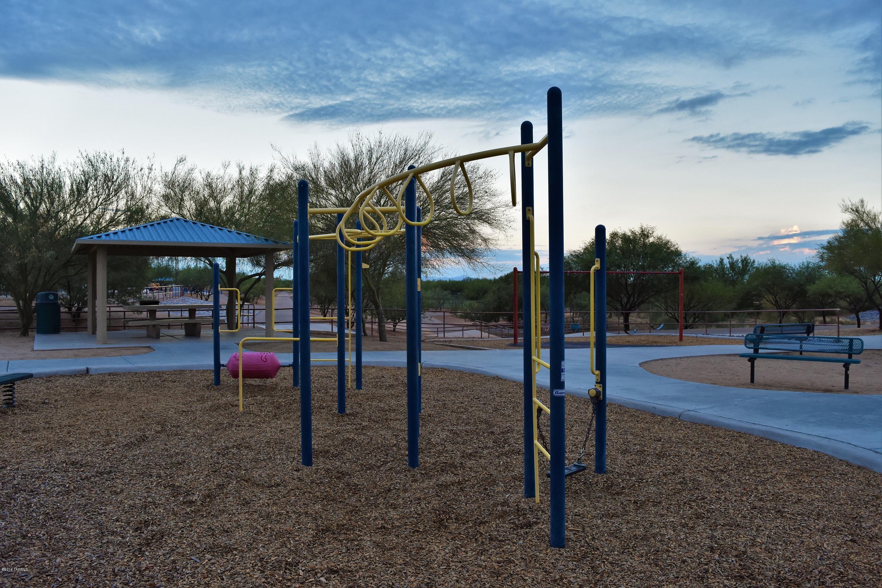 Star Valley Blk. 2 (212) - Residential