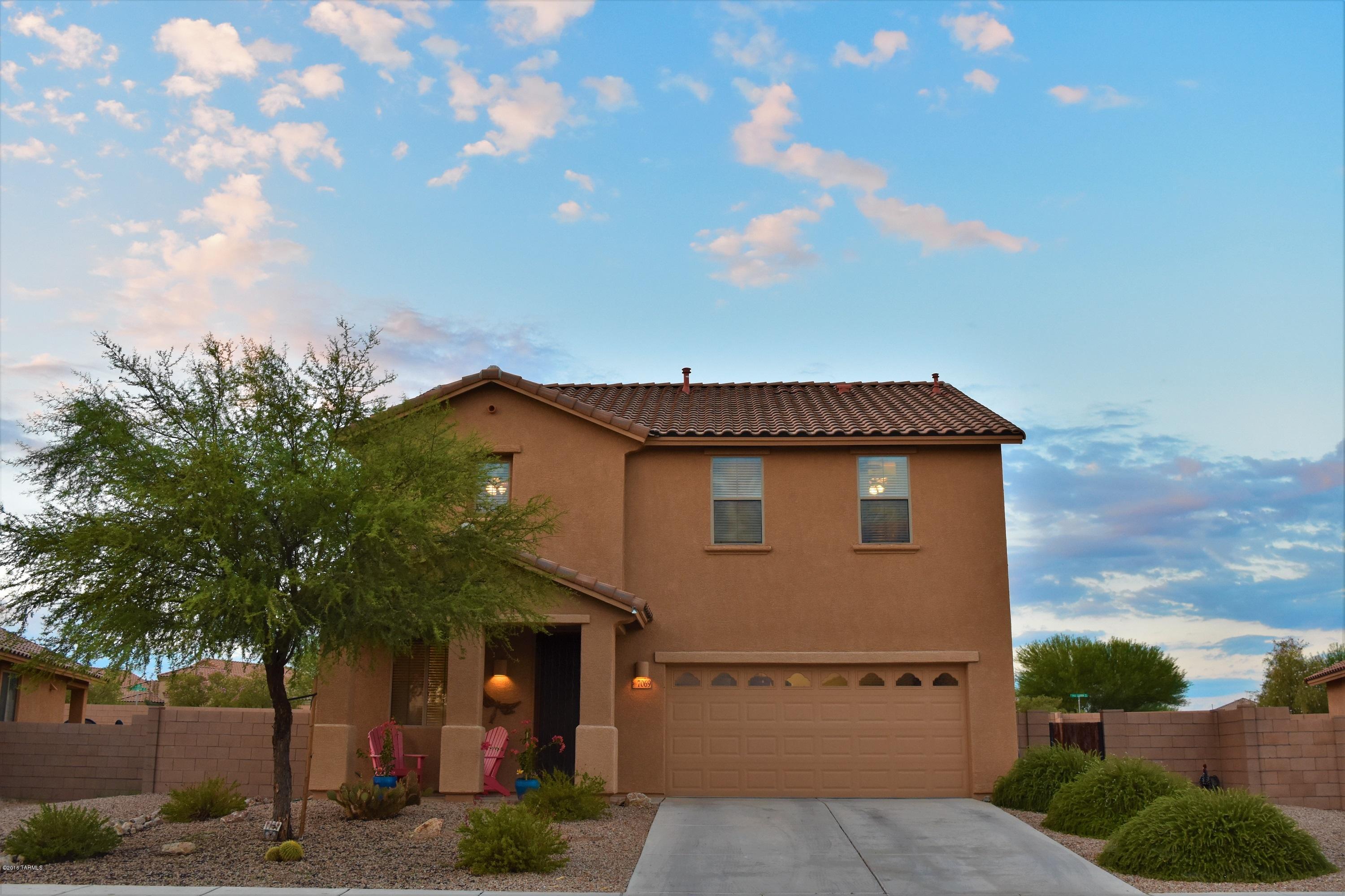 Star Valley Blk. 2 (212) - Residential