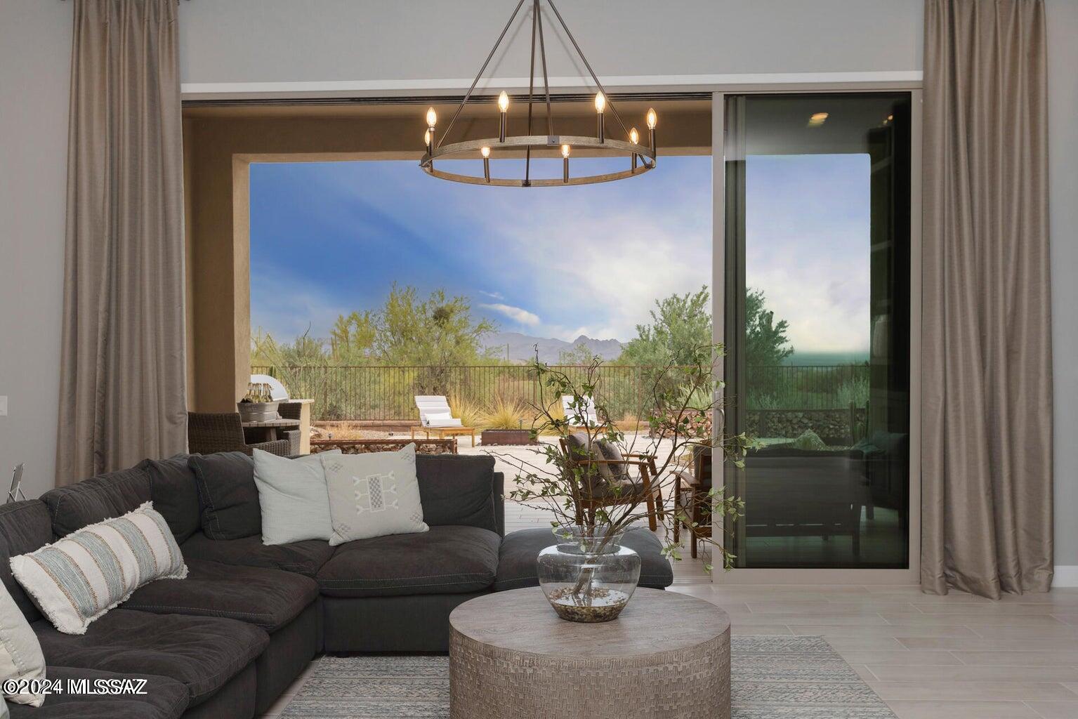 Boulder Bridge Pass III At Dove Mountain SQ20143000307 - Residential