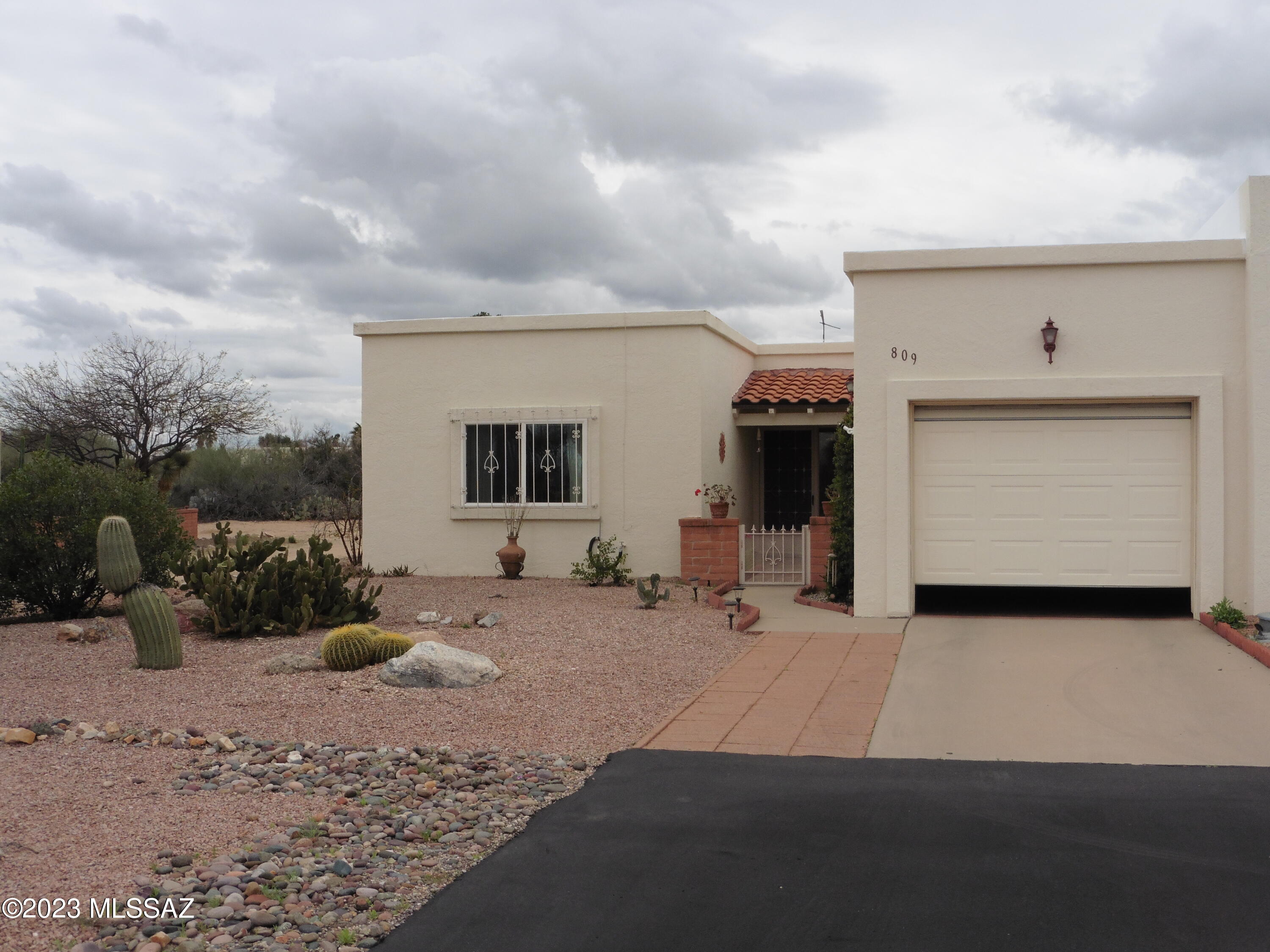 Green Valley Townhouses NO.6(1-84) - Residential