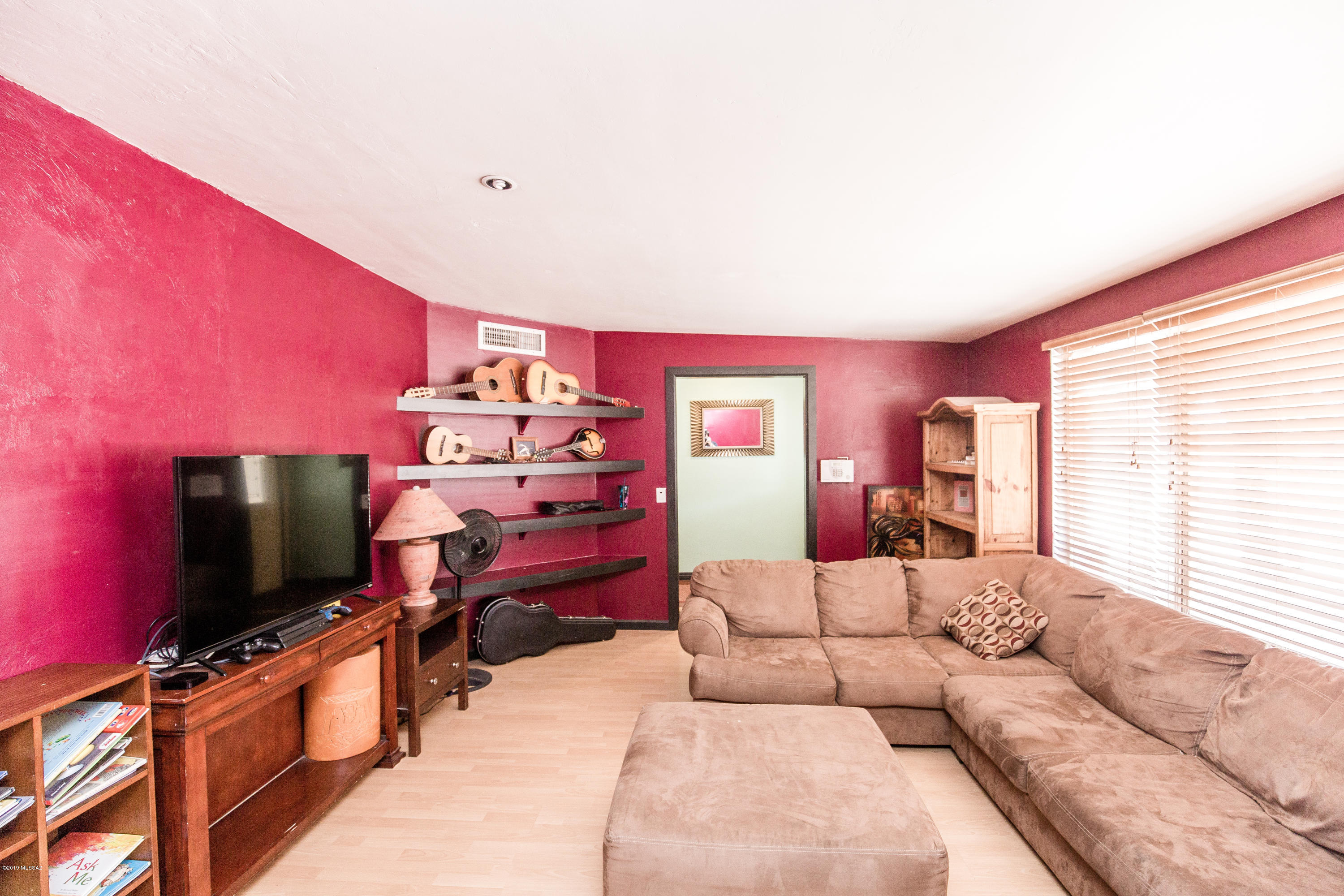Manana Grande - Residential