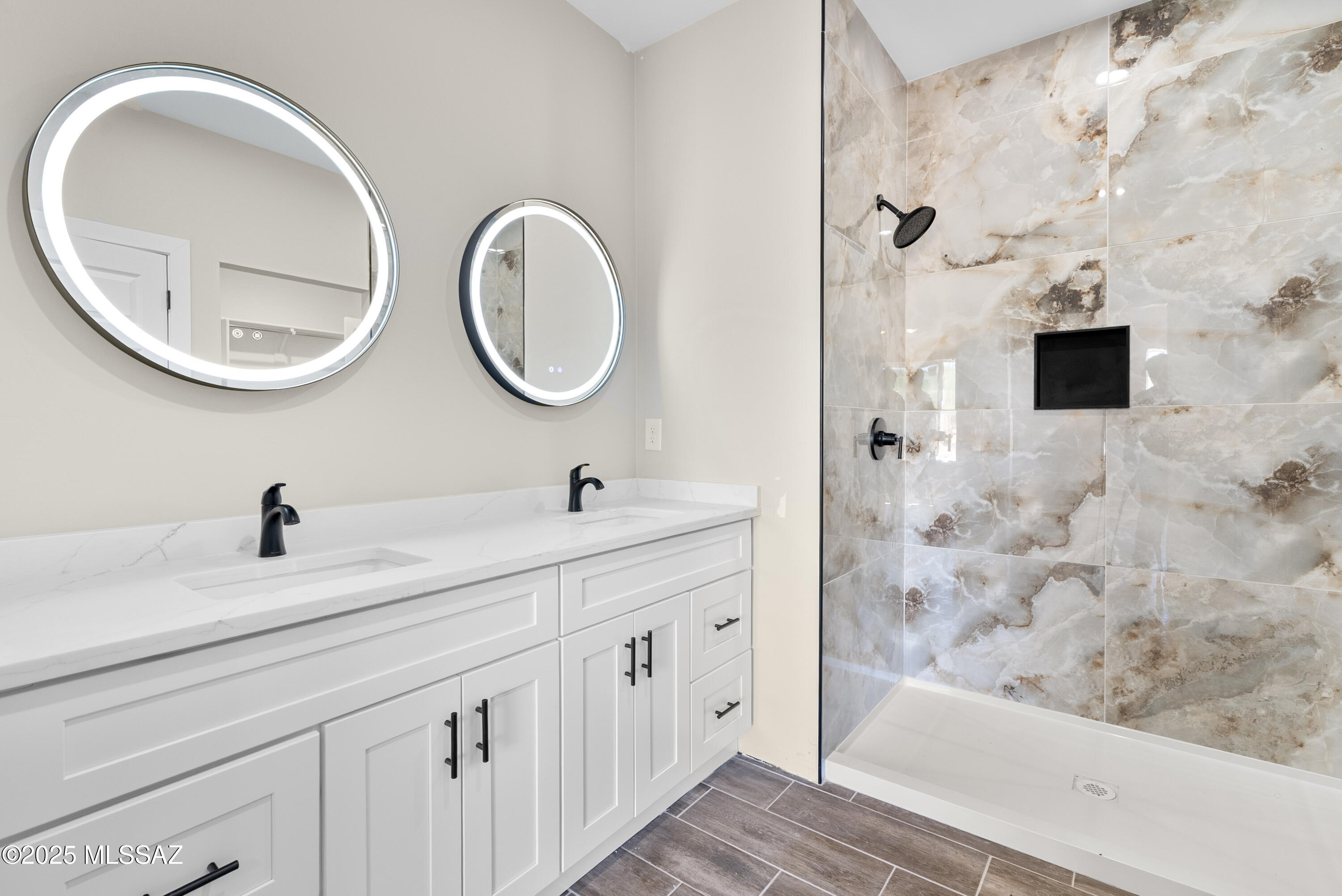 Rio Rico Villas 12 - Residential