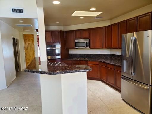 Rancho Del Lago (466-540) - Residential Lease