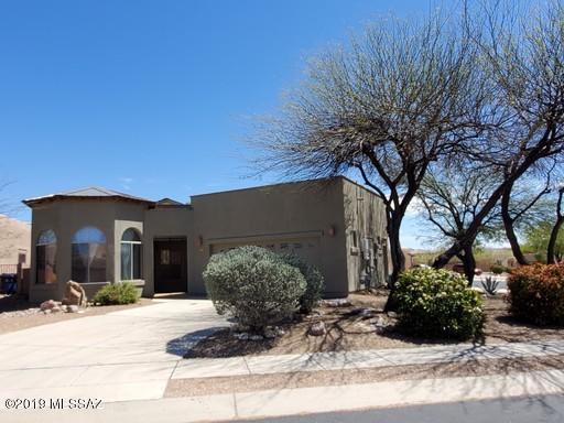 https://secure.rently.com/properties/875413?source=marketing

Beautiful Courtyard gates welcome you into this Wonderful 4br+den/2.5 bath home situated in a cul-de-sac w/lots of upgrades in gated community in Rancho del Lago. Large corner lot w/lots of privacy. East facing back yard w/mature fruit trees & flowers, relaxing rock water feature that can be enjoyed from the extended patio. Community pool/spa/BBQ area walking distance. Kitchen features granite counters & backsplash, upgraded appliances, cherry cabinets, & skylight. Beautiful 20x20 porcelain tile except BR's & family room, Cultured granite Jacuzzi tub,shower, & sinks in MB. Main bath also has cultured granite sinks & tub surround. Formal LR & DR. Family room w/fireplace overlooking back yard.