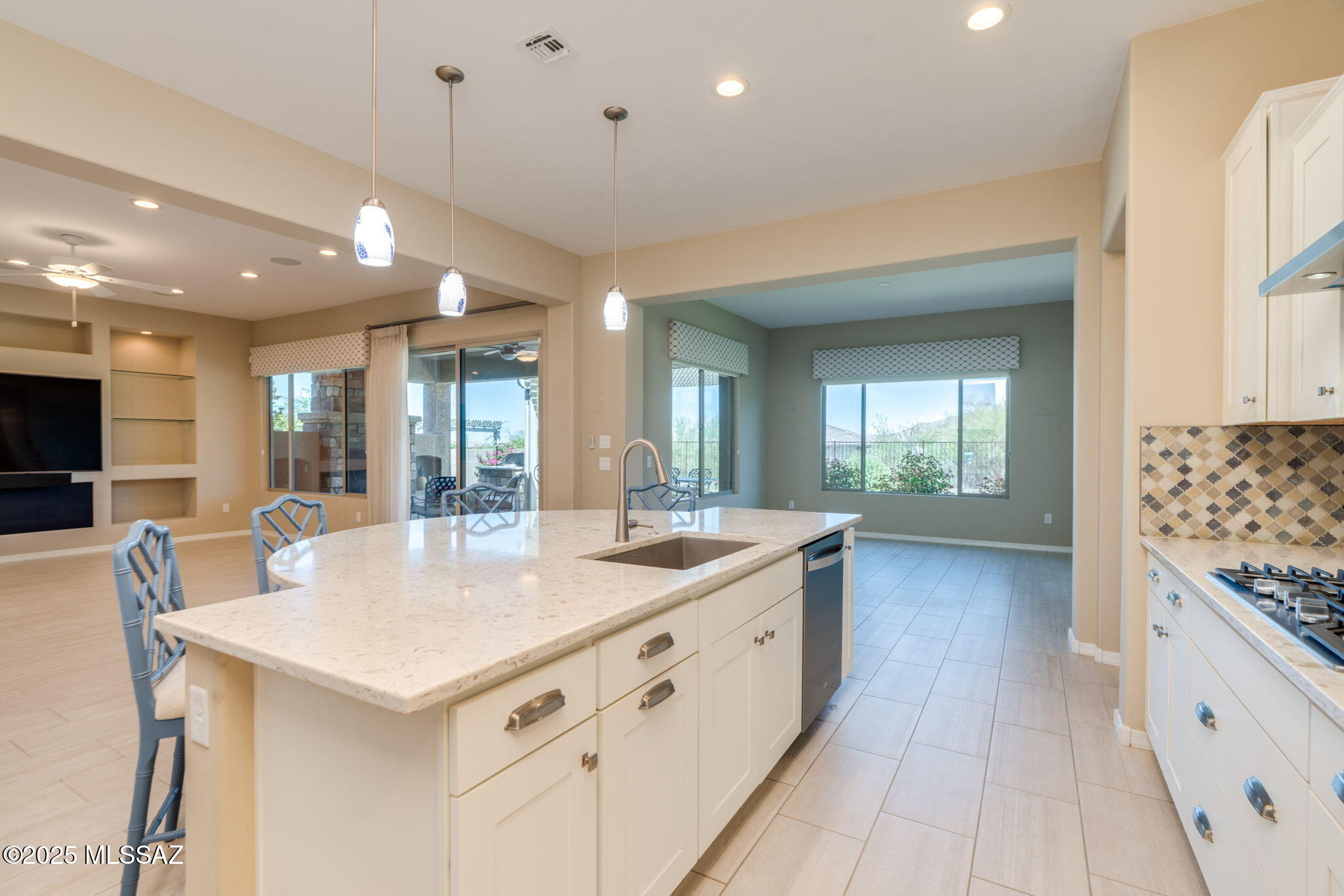 Del Webb At Dove Mountain SQ20131930189 - Residential