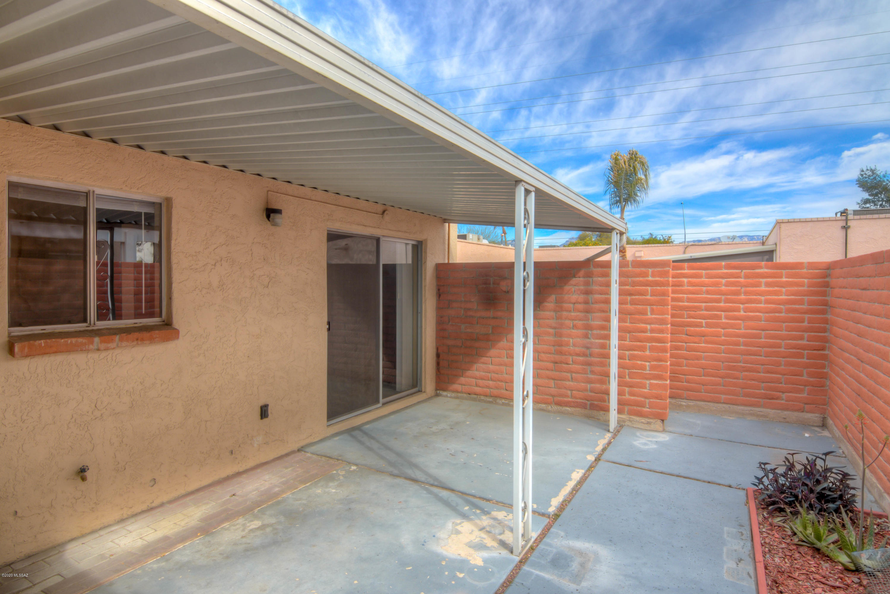 Las Solanas Blk 2 (1-49) - Residential