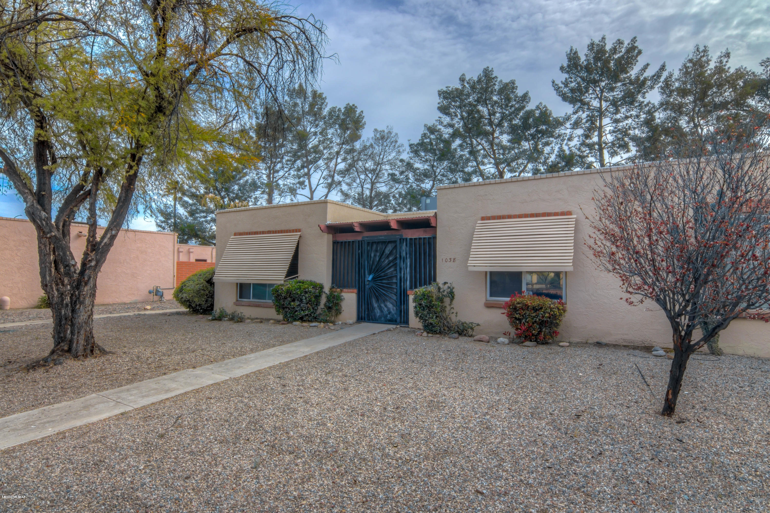 Las Solanas Blk 2 (1-49) - Residential