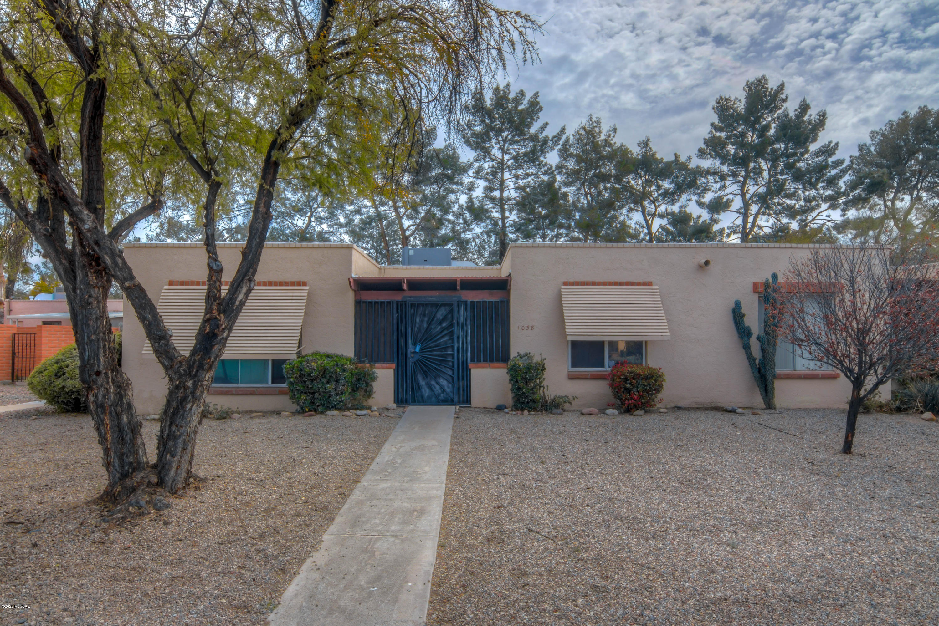 Las Solanas Blk 2 (1-49) - Residential