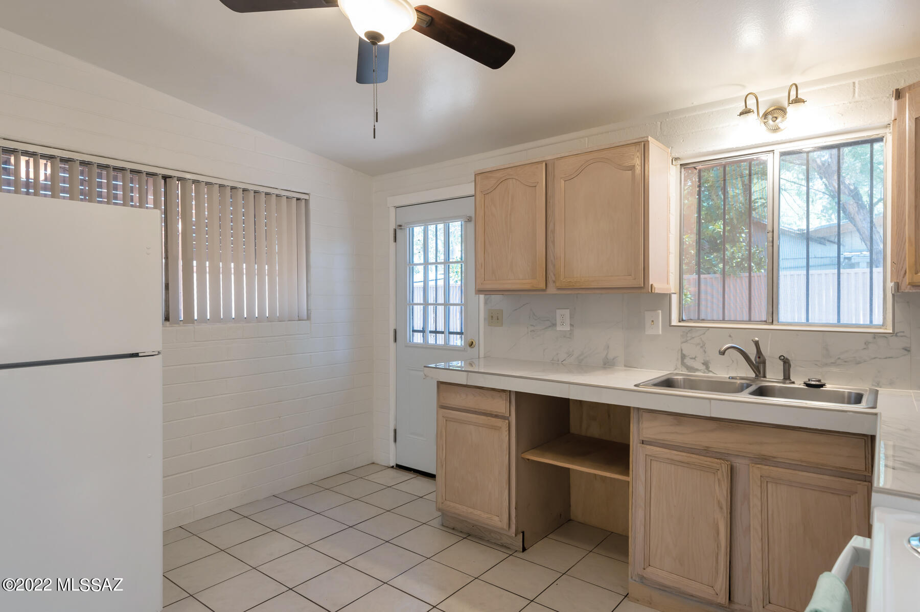 Arizona Acres - Residential Lease