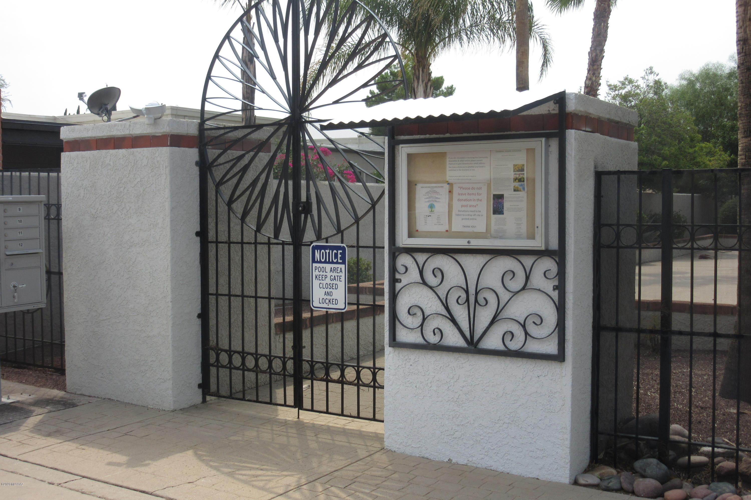 Tanque Verde Estates (1-71) - Residential