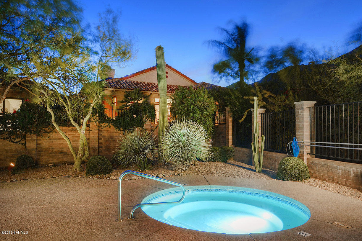 Las Ventanas (1-57) - Residential