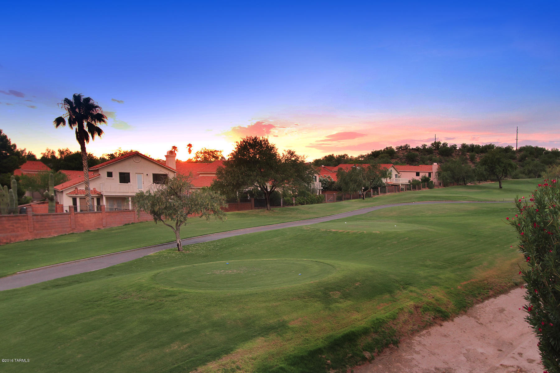 Villages Of La Canada (The) - Residential