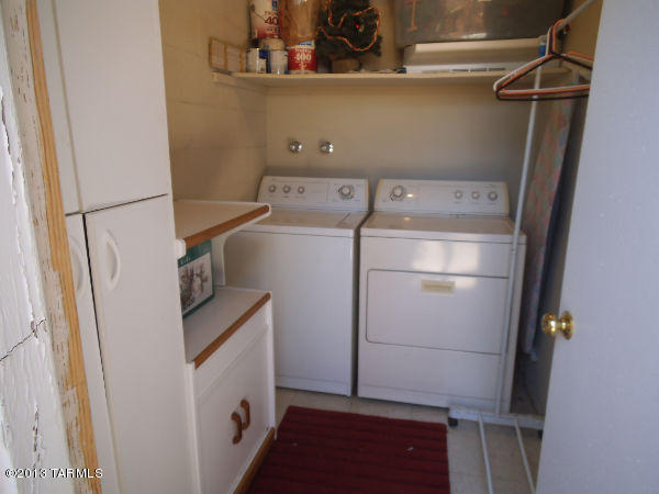 Las Solanas Blk 1 (1-49) - Residential Lease