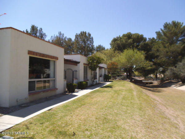 Las Solanas Blk 1 (1-49) - Residential Lease