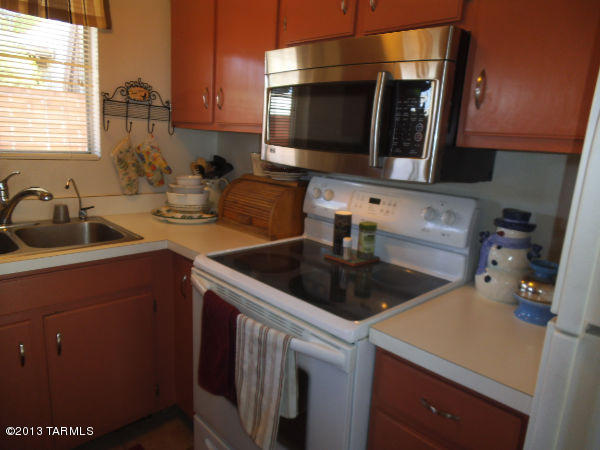 Las Solanas Blk 1 (1-49) - Residential Lease