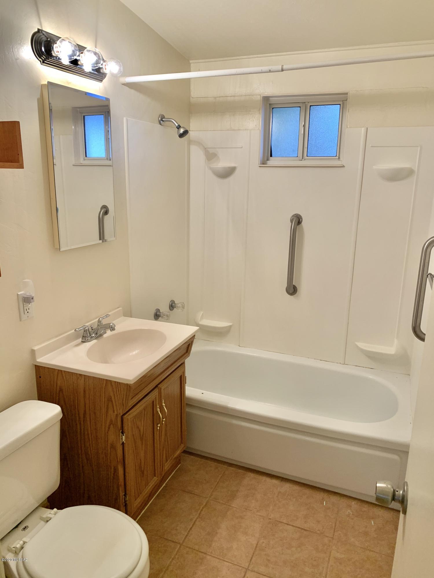 Out Of Pima County - Residential Lease