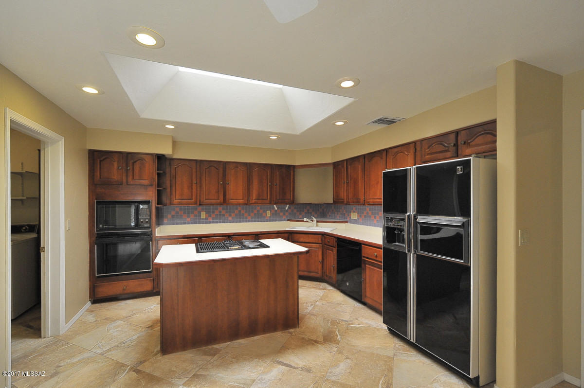 Sierra Catalina Estates (1-99) - Residential Lease