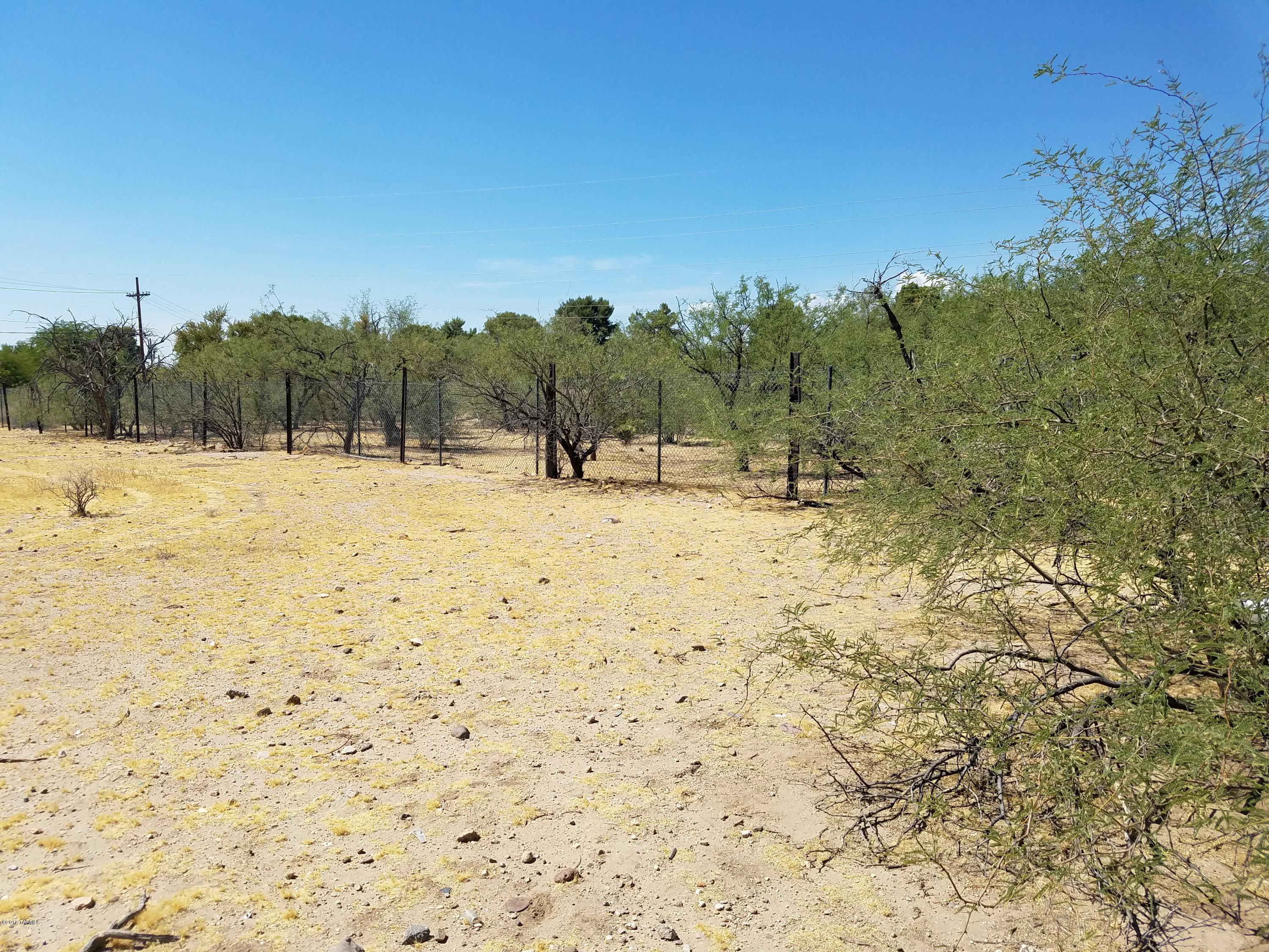 El Rio Acres - Land