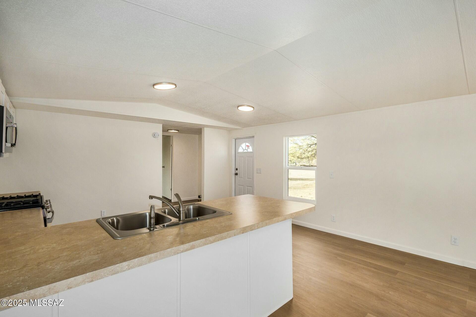 Unsubdivided - Residential