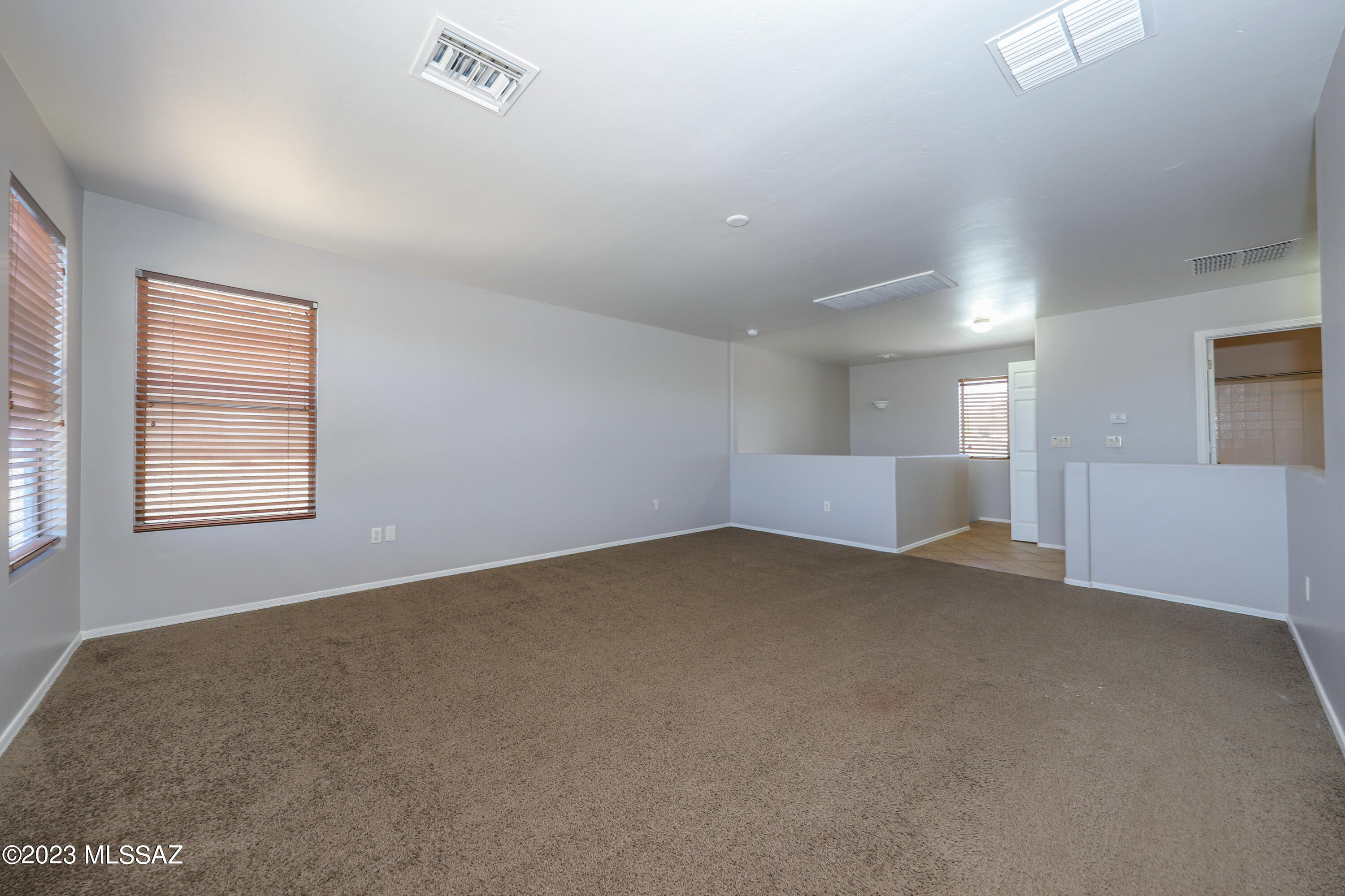 Valencia Reserve South (1-315) - Residential Lease