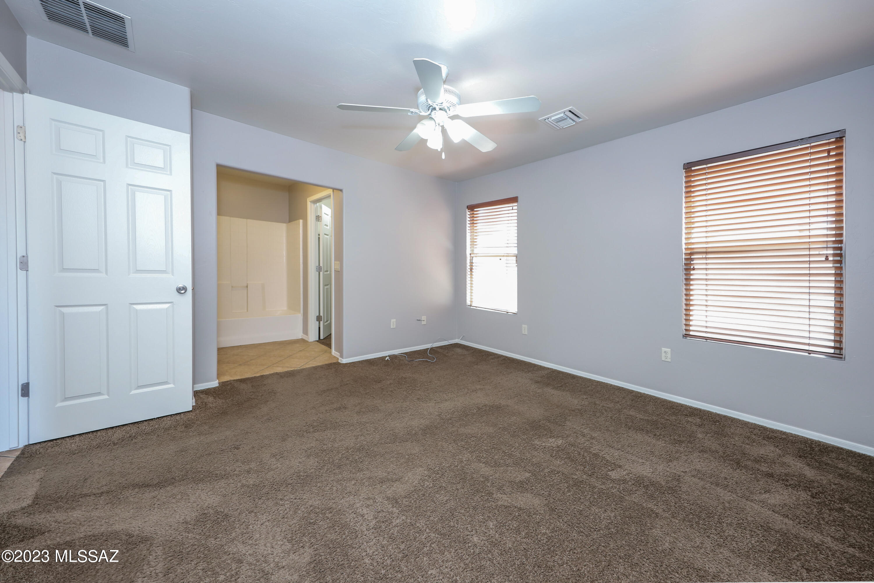 Valencia Reserve South (1-315) - Residential Lease