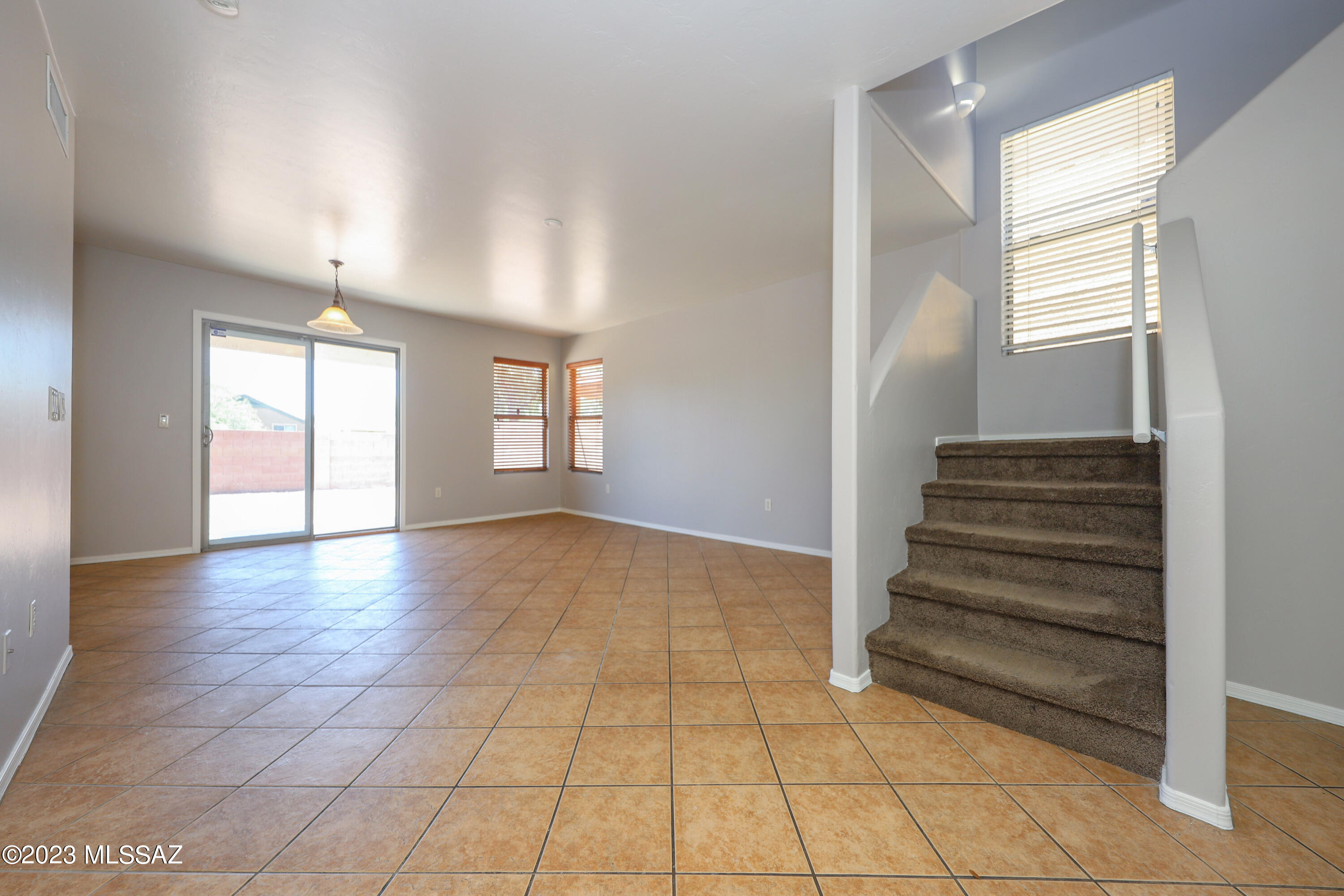 Valencia Reserve South (1-315) - Residential Lease