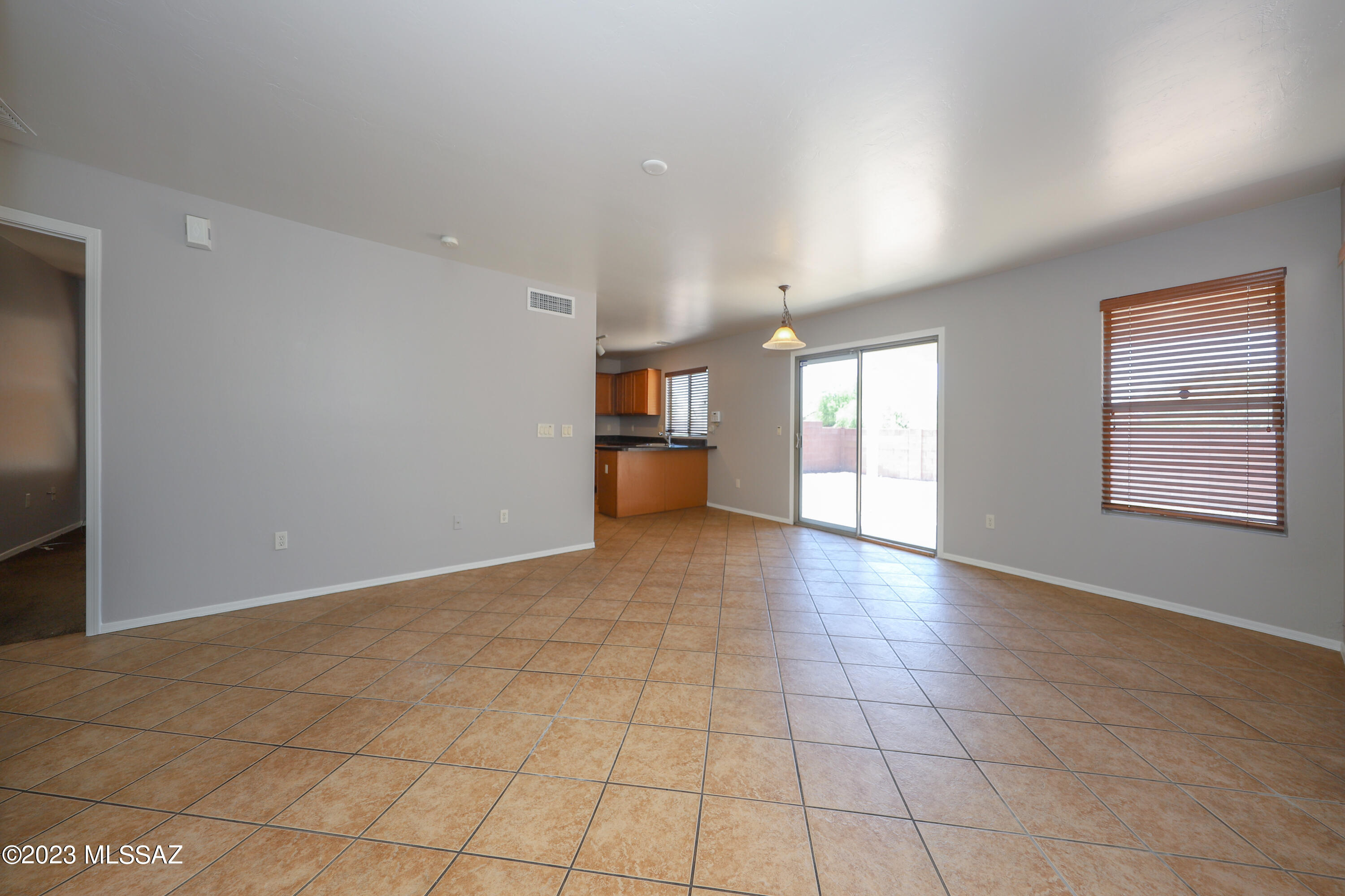 Valencia Reserve South (1-315) - Residential Lease