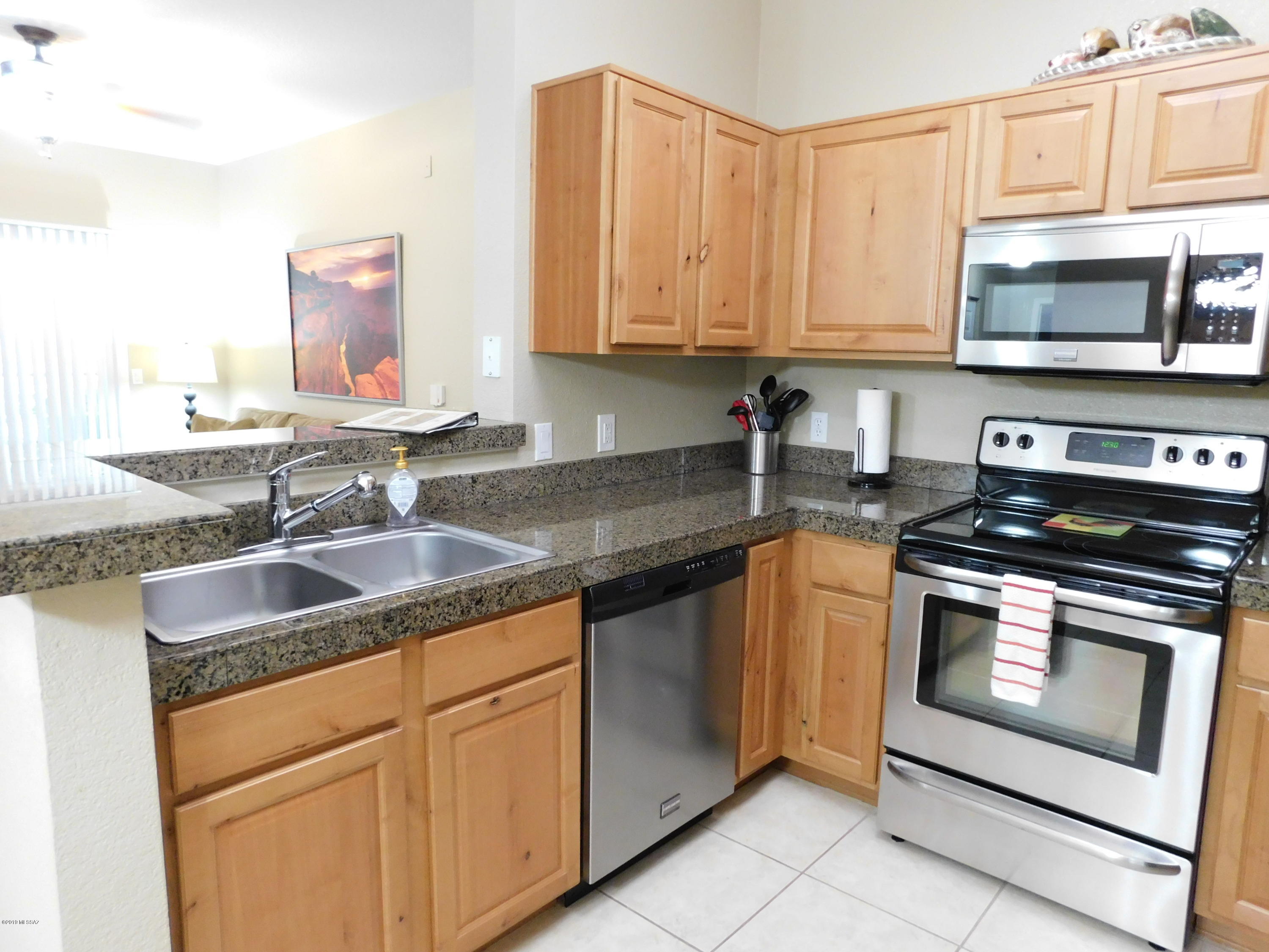 The Boulders at La Reserve Condominiums - Residential