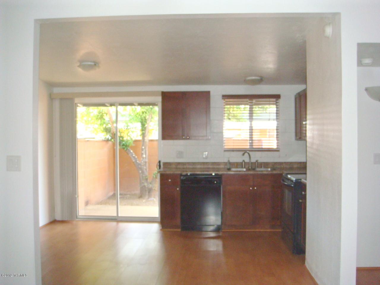 Columbus Park Condominiums (1-60) - Residential Lease