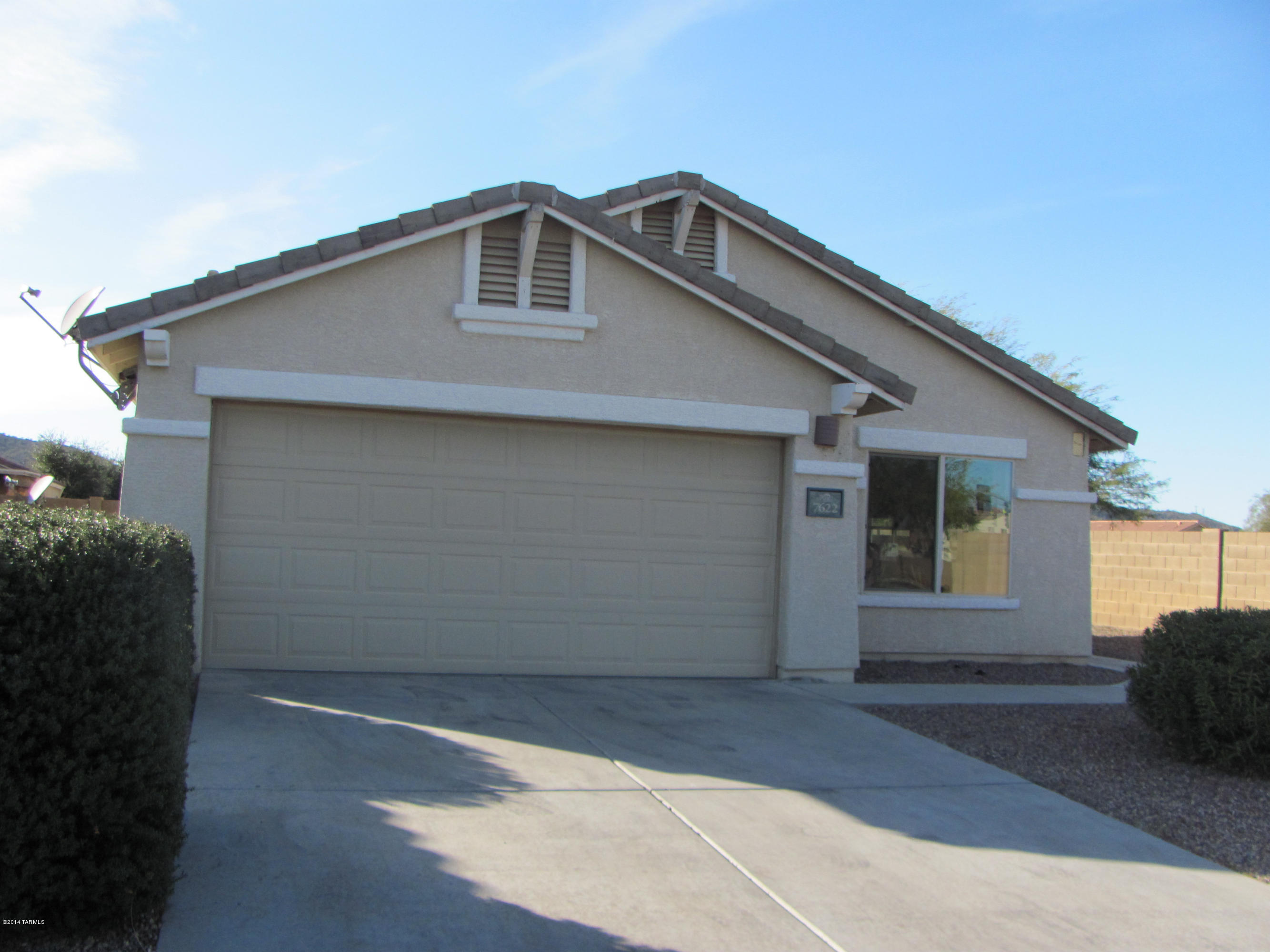 Built in 2003. 3 bdr/2 ba home on premium cul-de-sac lot. Great mountain views and location! Cheery, bright kitchen with upgraded oak cabinetry. Fridge & water softener offered ''as is'', with no warranty to repair or replace. High ceilings with fans. Large walk-in closet in master. Covered patio with open outdoor living space, double car garage, community pool & spa. Appliances included: refrigerator, gas oven/stove, built-in microwave, dishwasher. Pets are subject to approval [ no cats ] and $25.00 pet rent. *** RENTAL RATE REFLECTS A $65 CONCESSION IN EXCHANGE FOR TENANT'S AGREEMENT TO CHANGE HVAC FILTERS MONTHLY. RENTAL RATES ARE $65/MO HIGHER THAN STATED W/O CONCESSION.***SECURITY DEPOSIT $2,100.00.