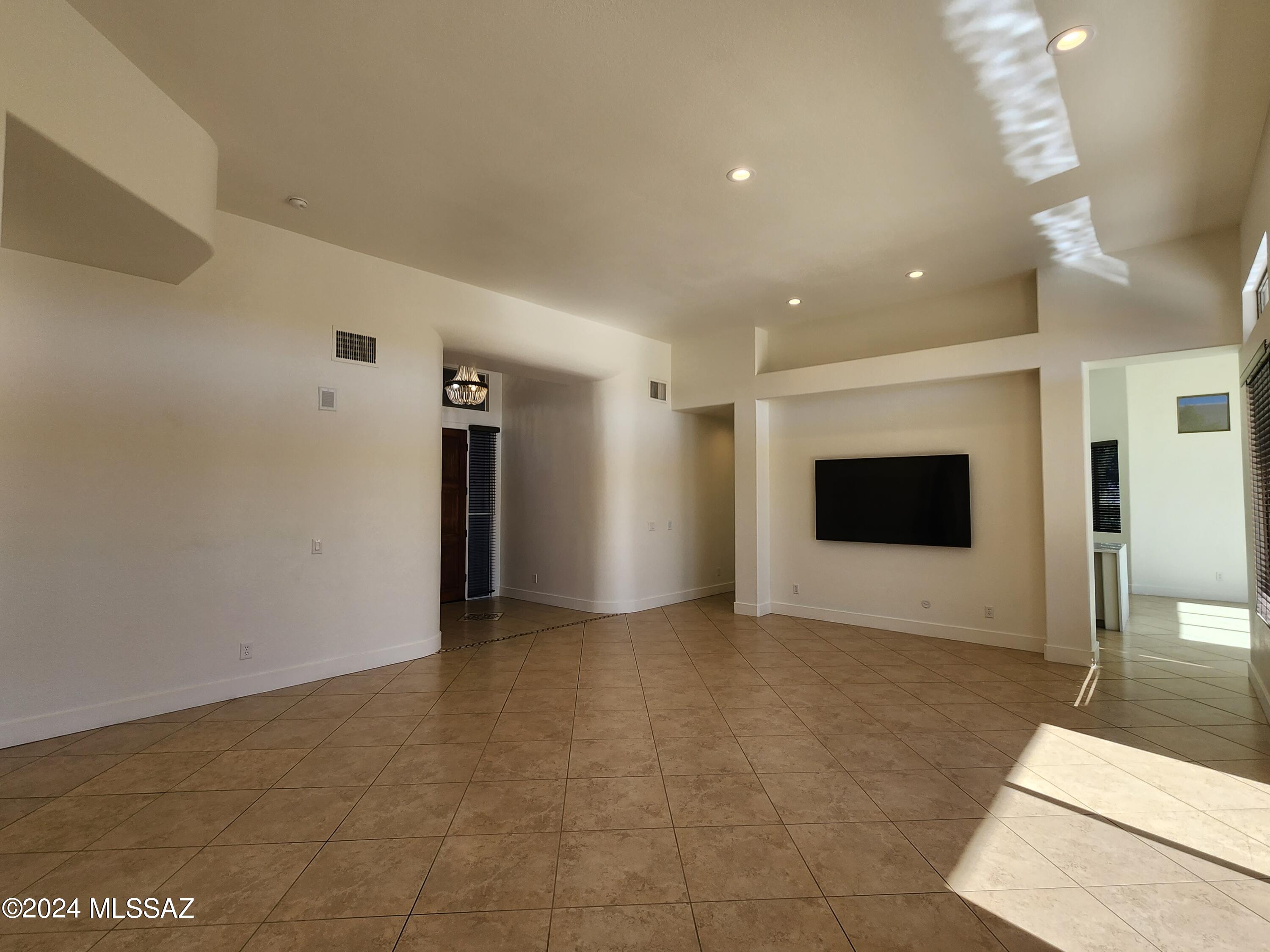 Montebella (1-42) - Residential Lease