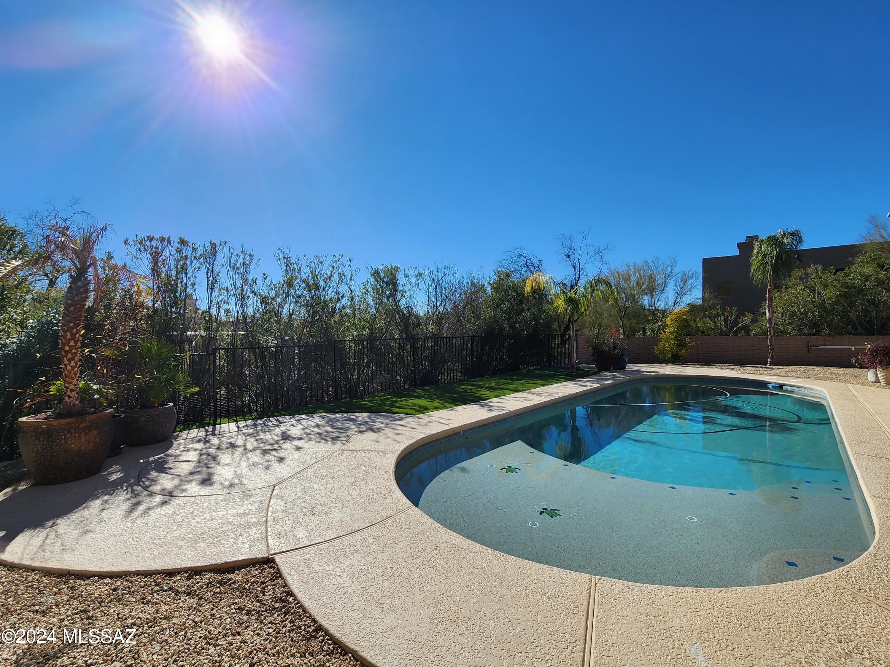 Montebella (1-42) - Residential Lease