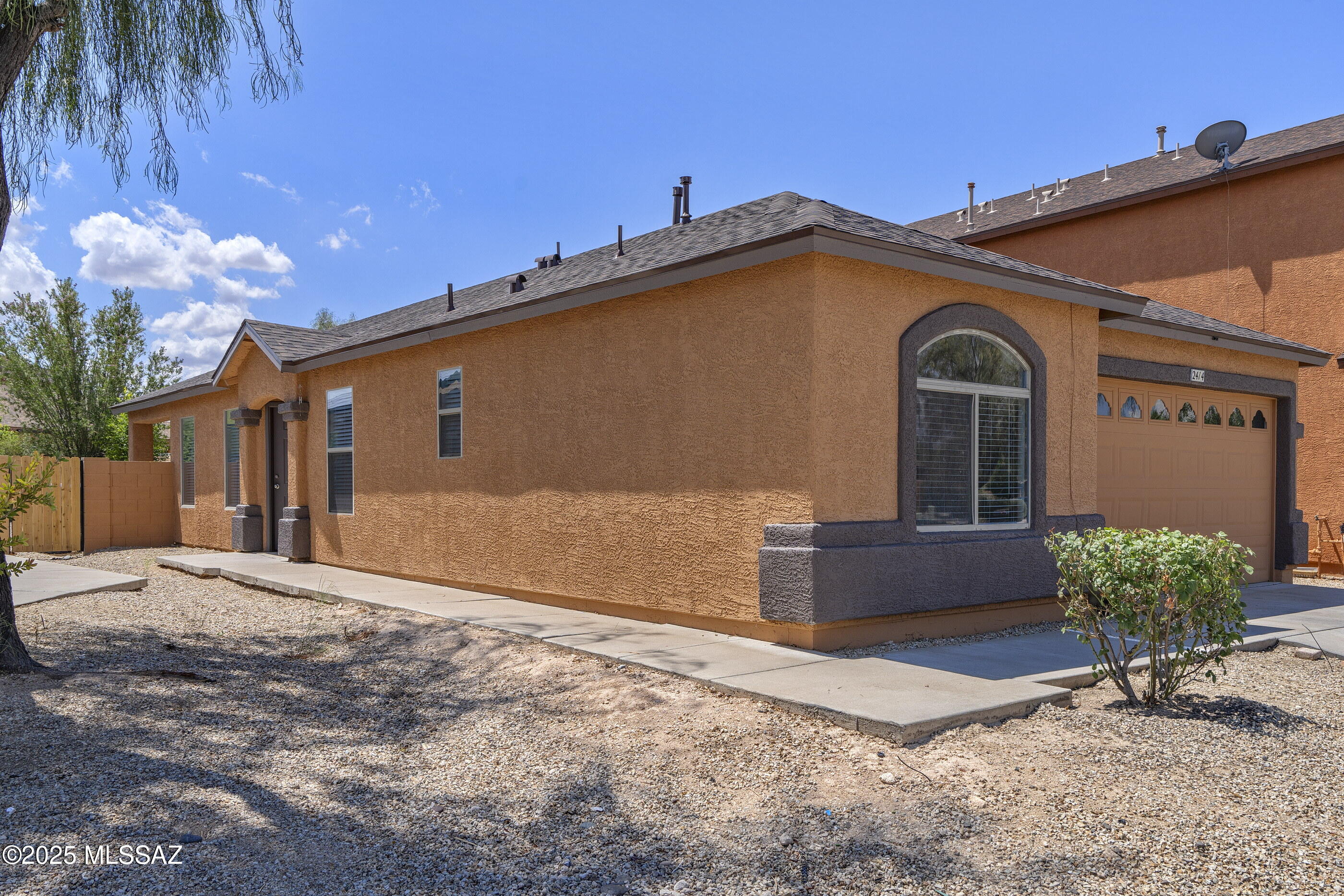 Tres Pueblos - Residential